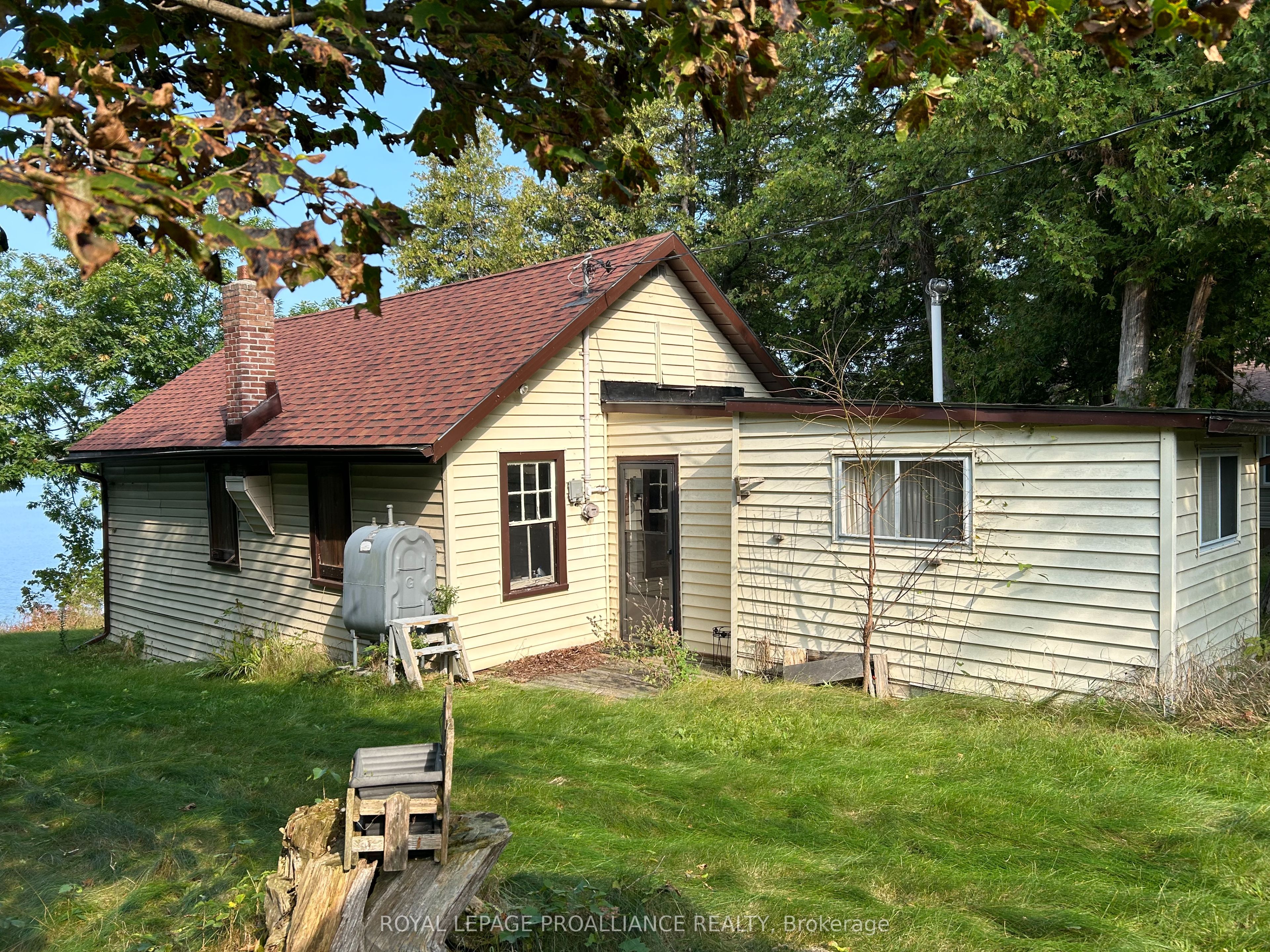 #4 - 90 Mccracken Landing Road Property Photo 17