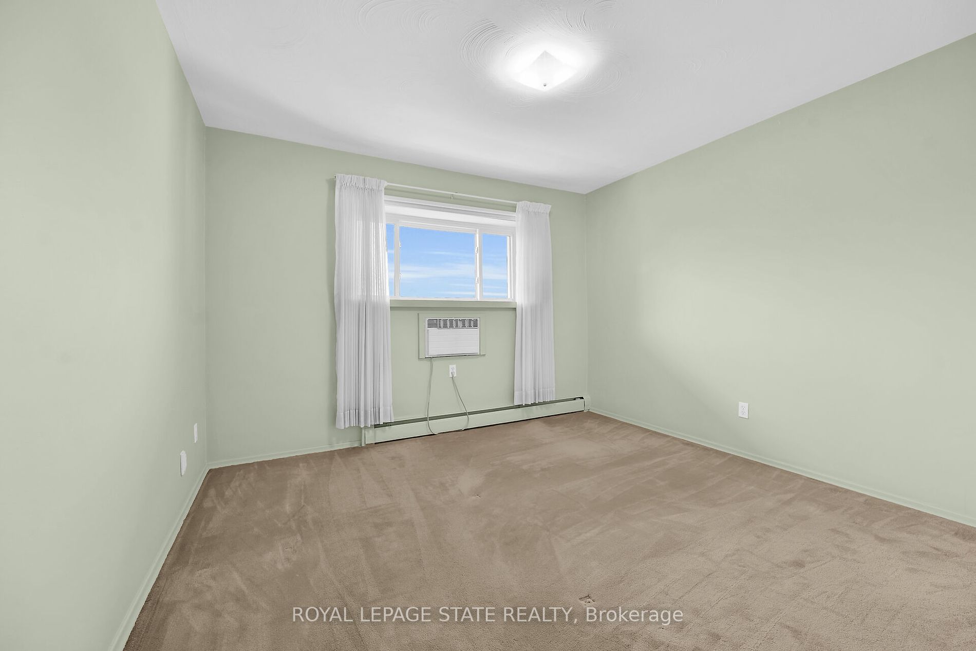 10 Woodman Dr S 408 Property Photo 13