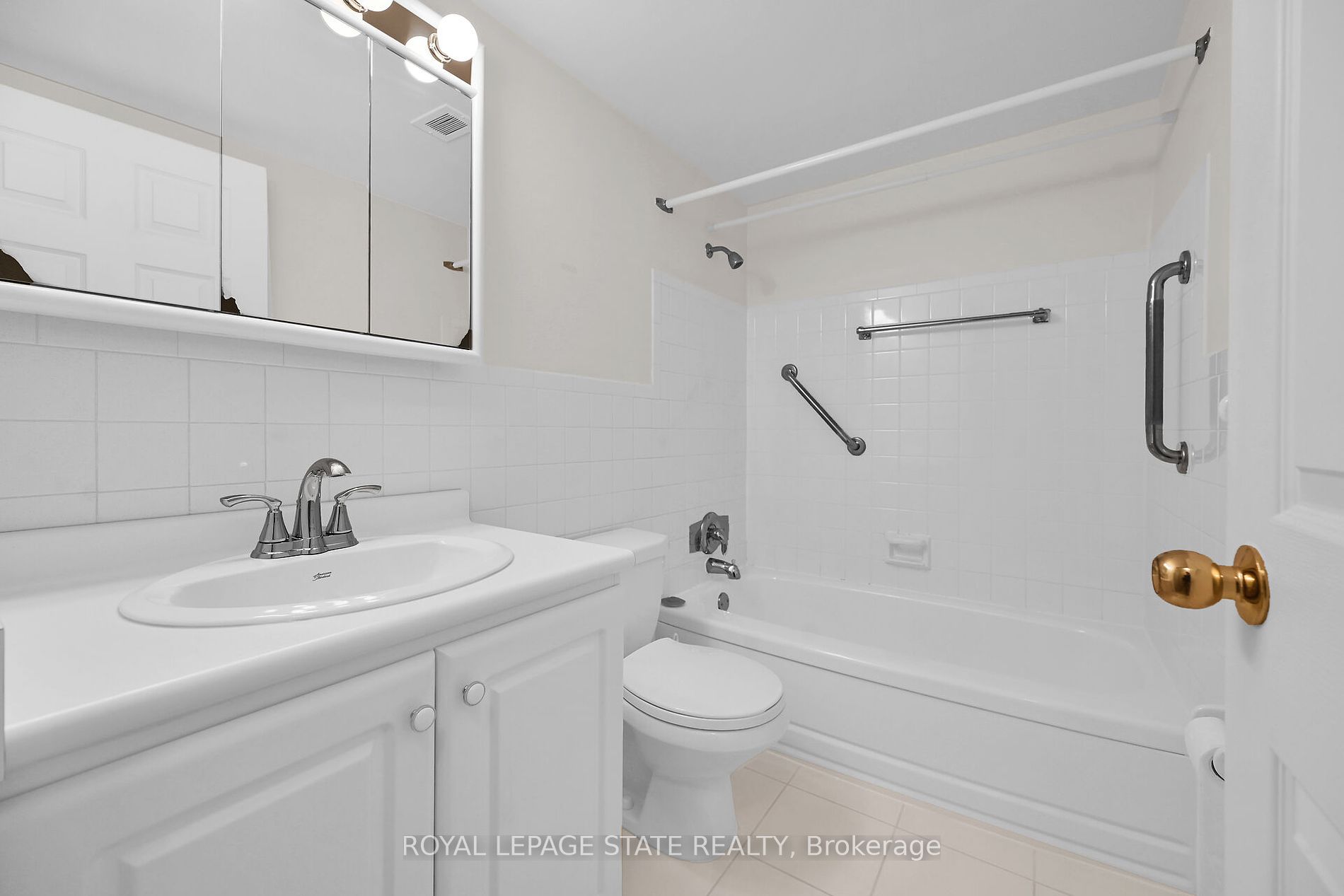 10 Woodman Dr S 408 Property Photo 15