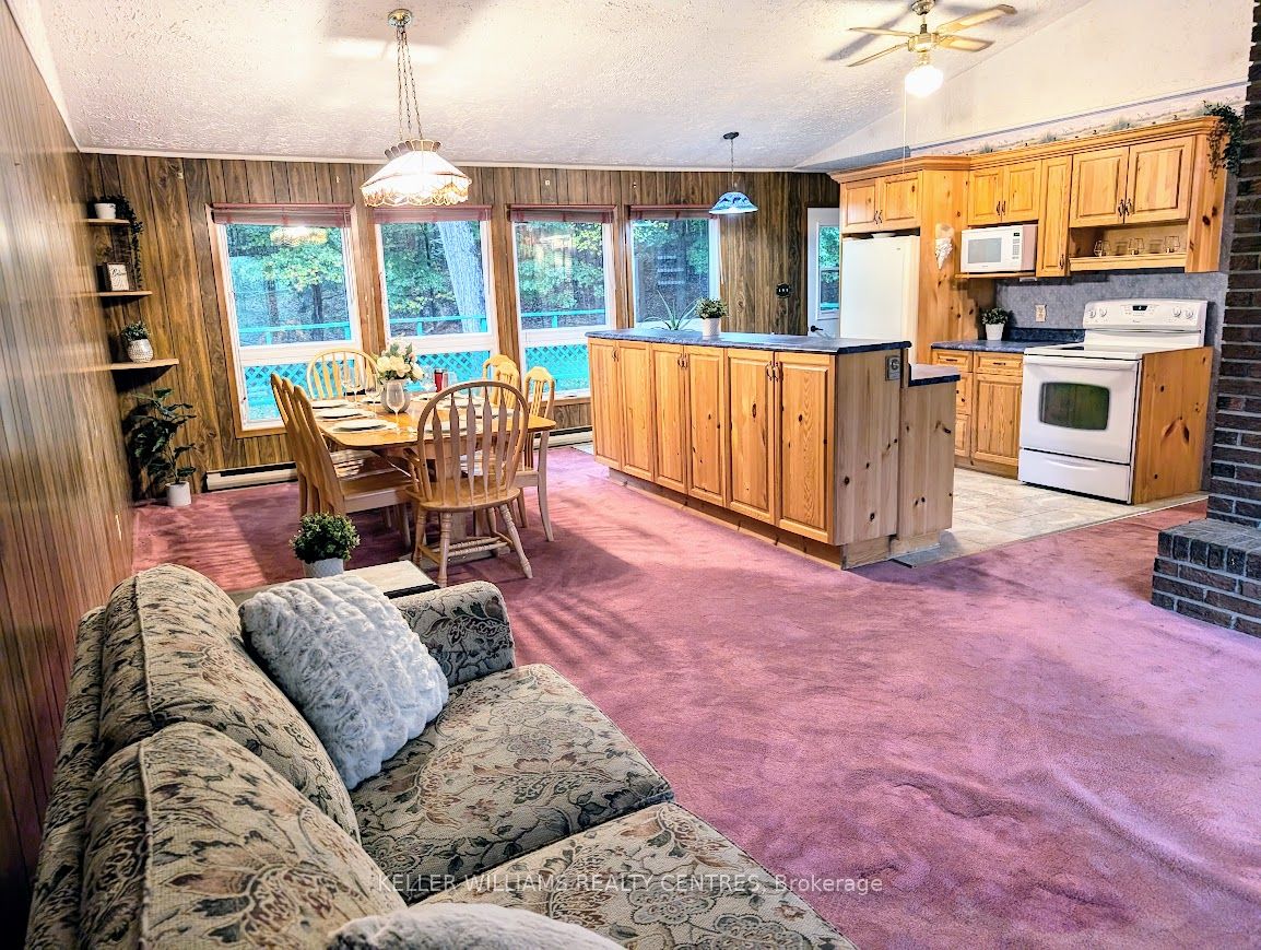 279 Riverside Dr Property Photo 31