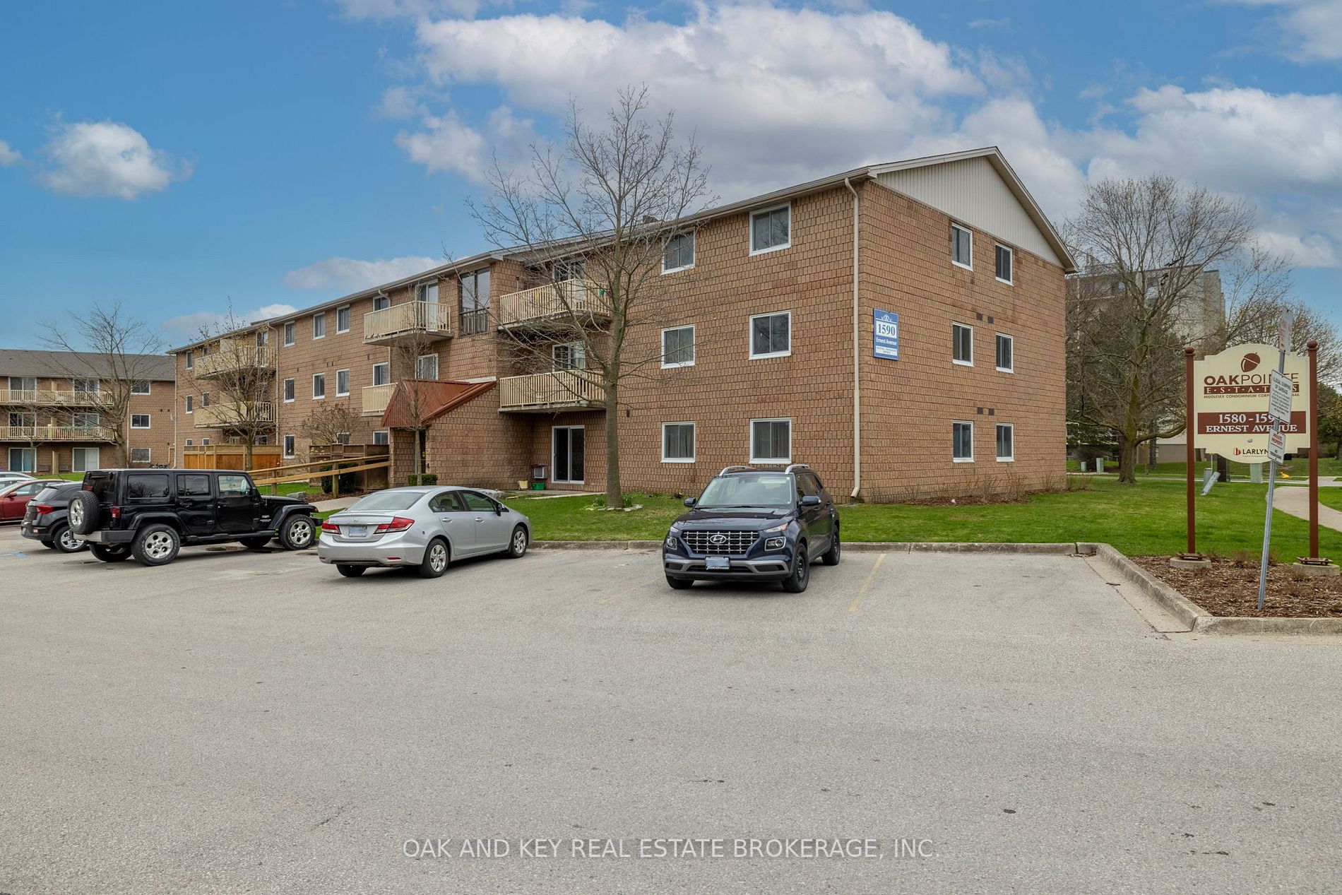 1590 Ernest Ave 7 Property Photo
