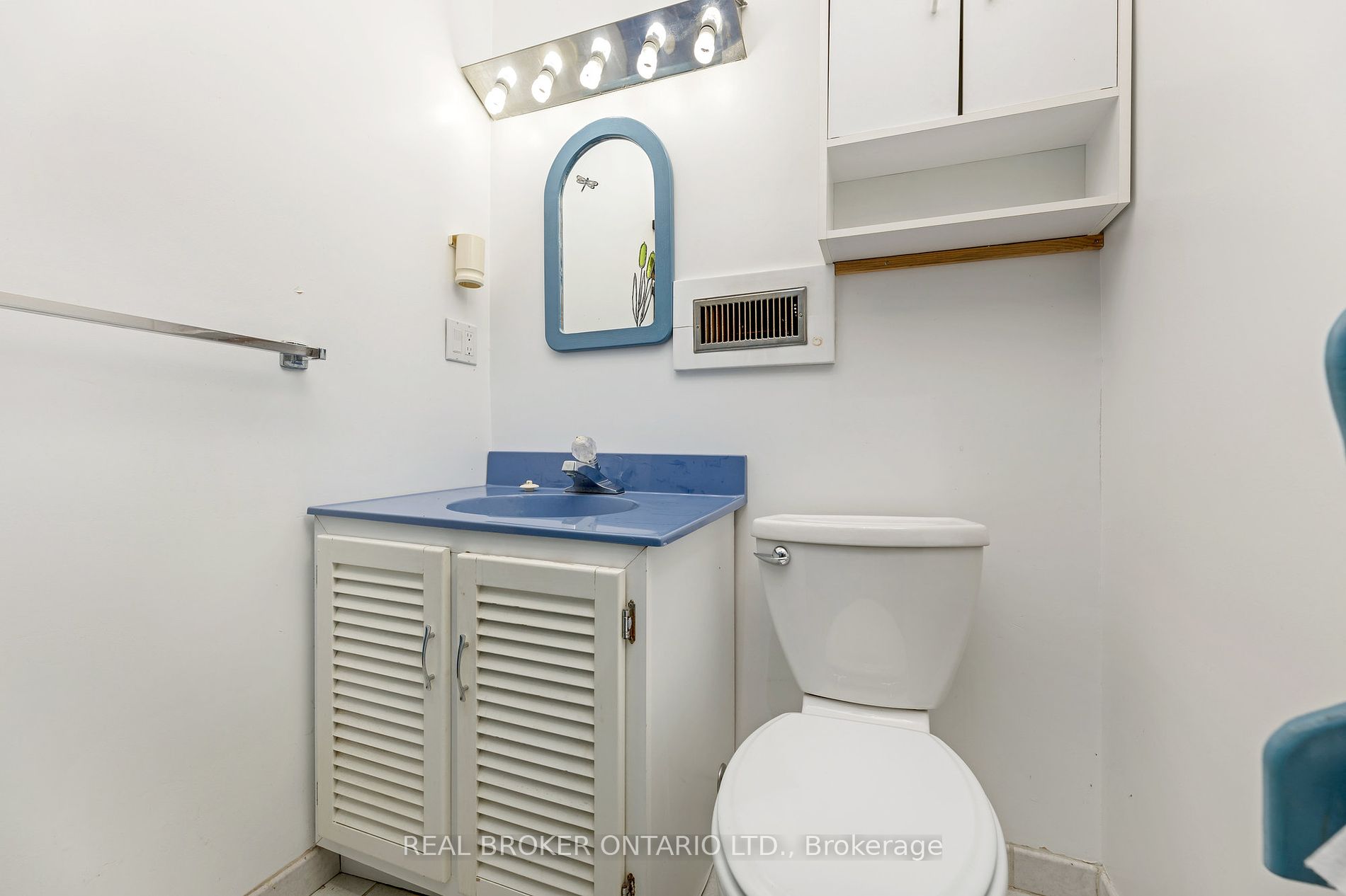 5807 Sixth Line Property Photo 25