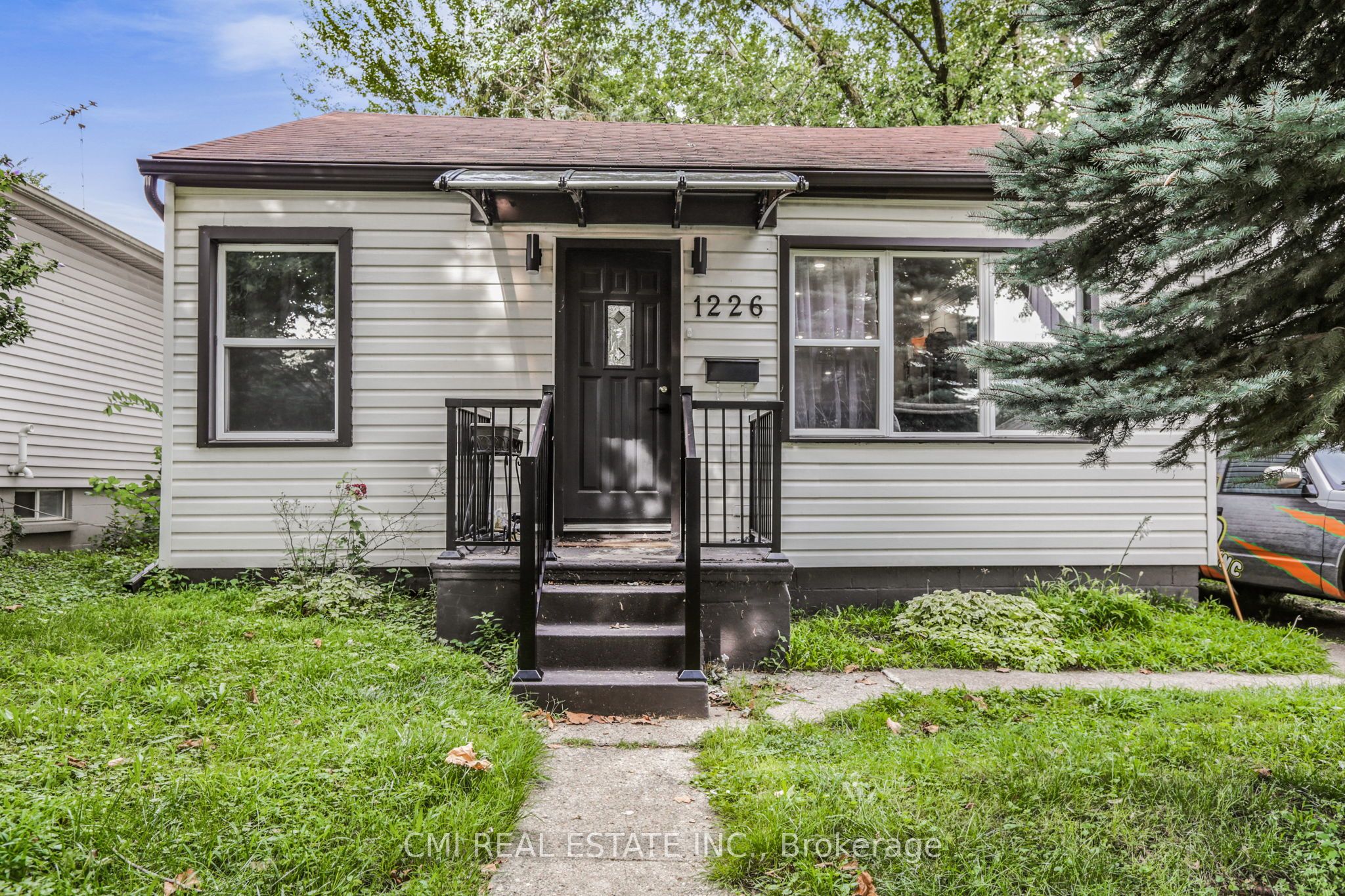 1226 Wigle Avenue Property Photo 2