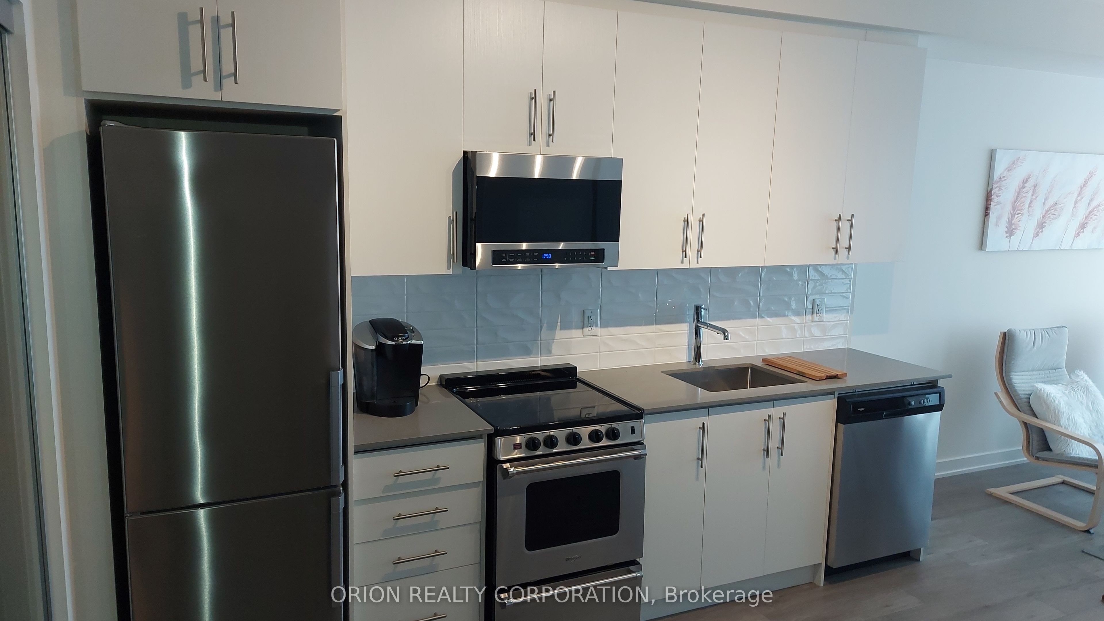 #601 - 212 King William Street Property Photo 7