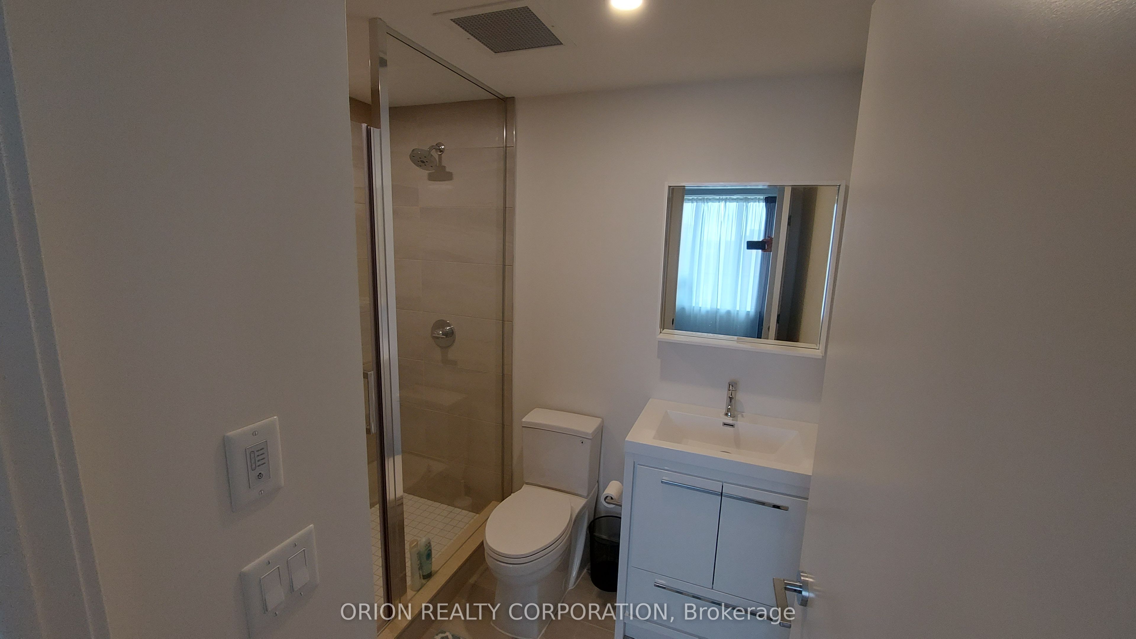 #601 - 212 King William Street Property Photo 10