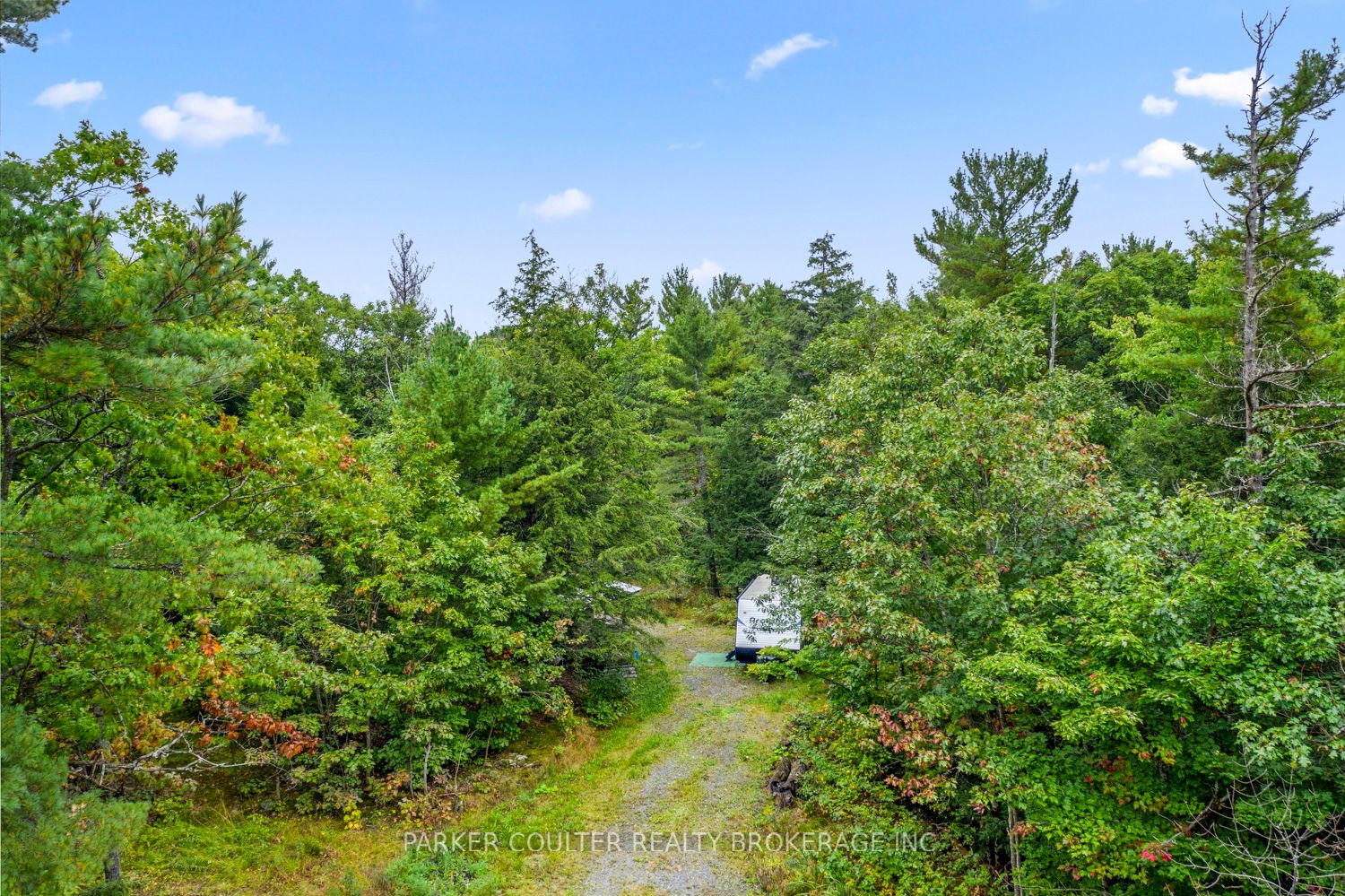 175 North Sandy Plains Road Property Photo 4
