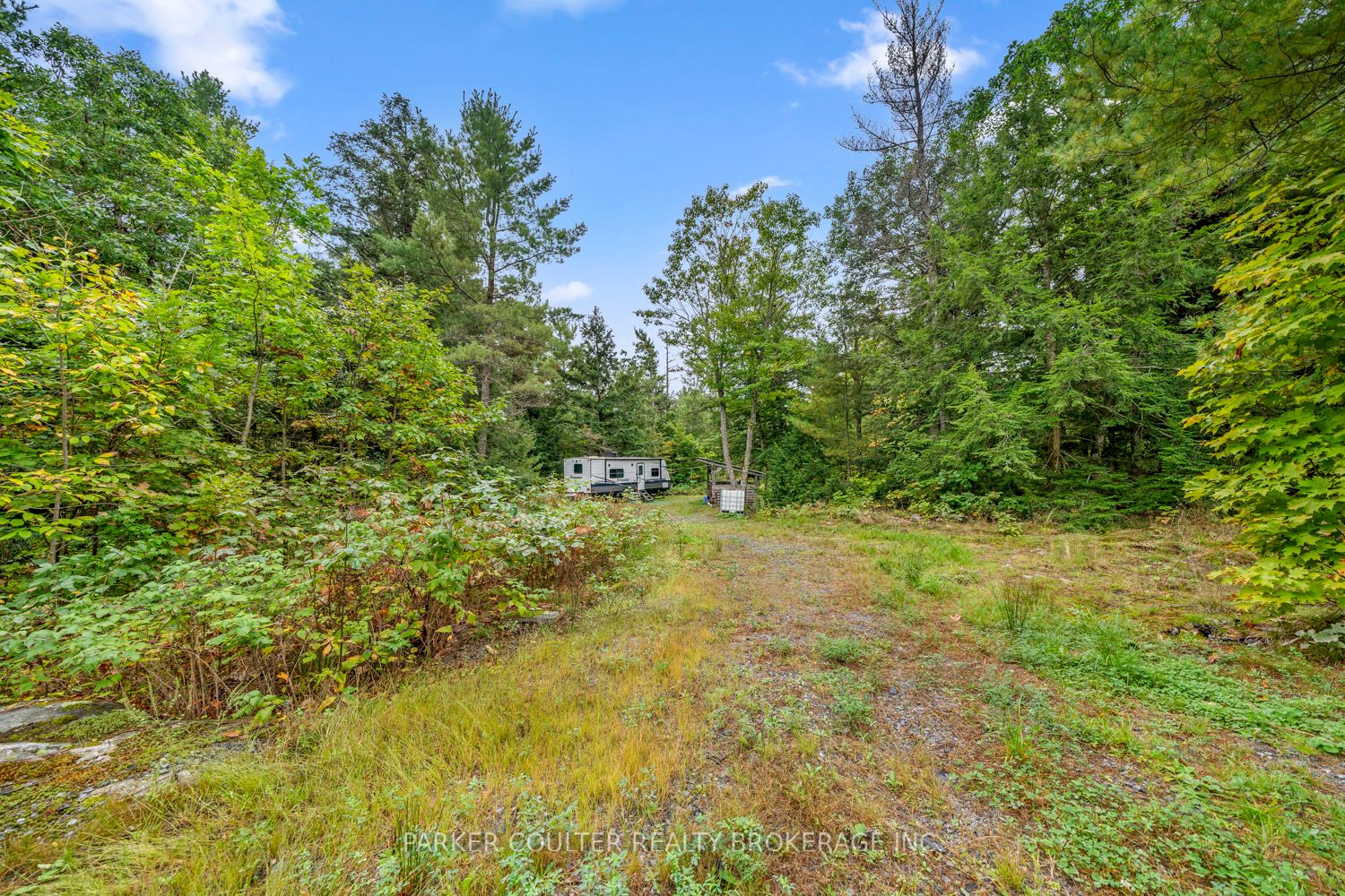 175 North Sandy Plains Road Property Photo 9