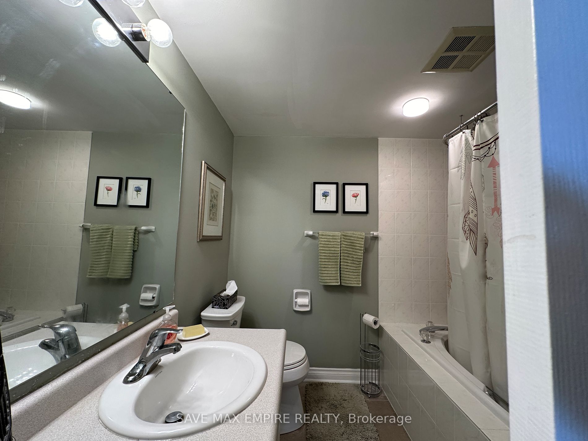 701 Geneva St 02 Property Photo 16