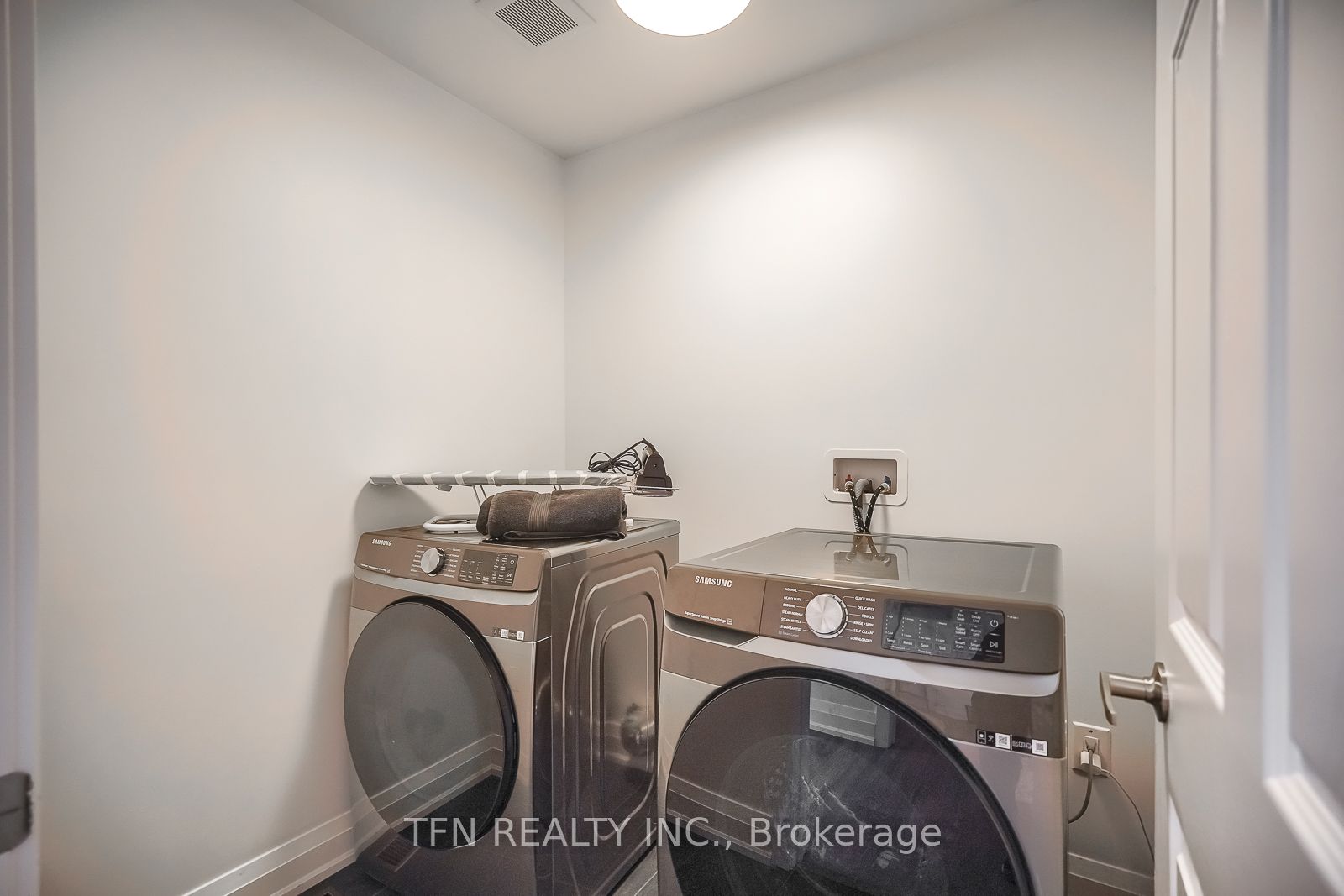 109 Sunflower Crescent Property Photo 35
