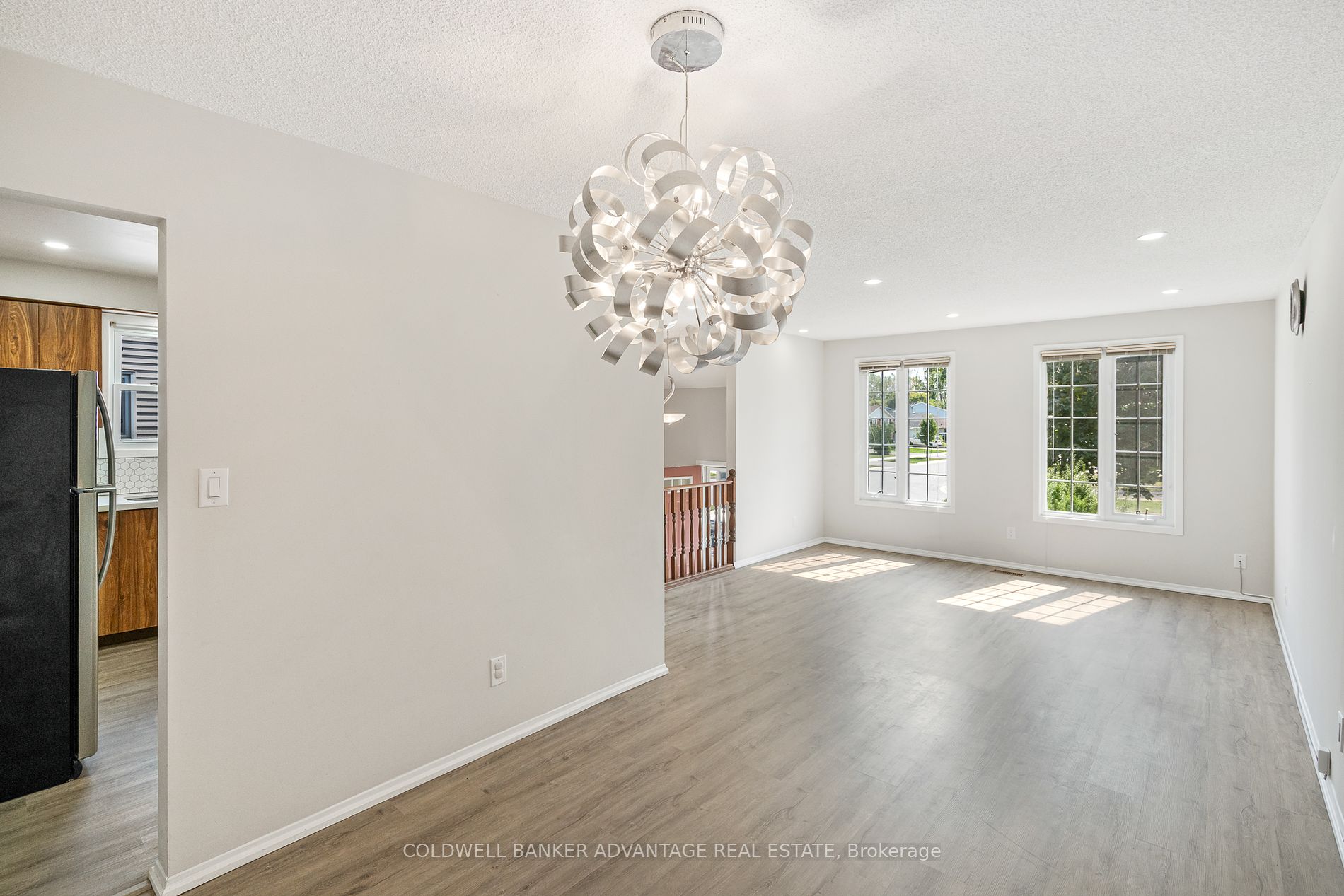 168 Windsor St Property Photo 8