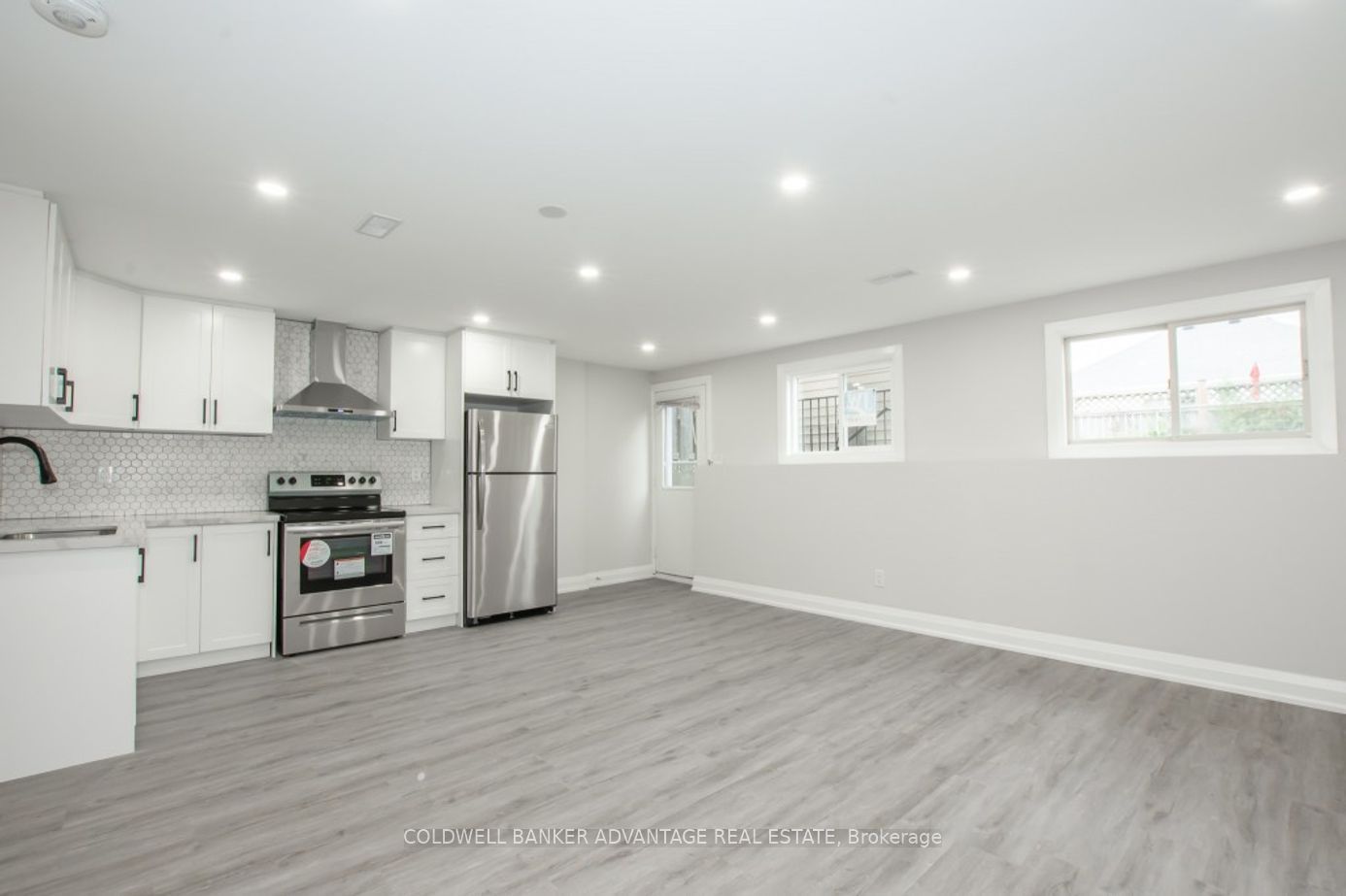 168 Windsor St Property Photo 19