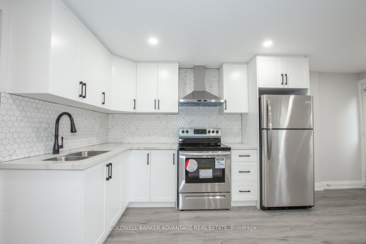 168 Windsor St Property Photo 21