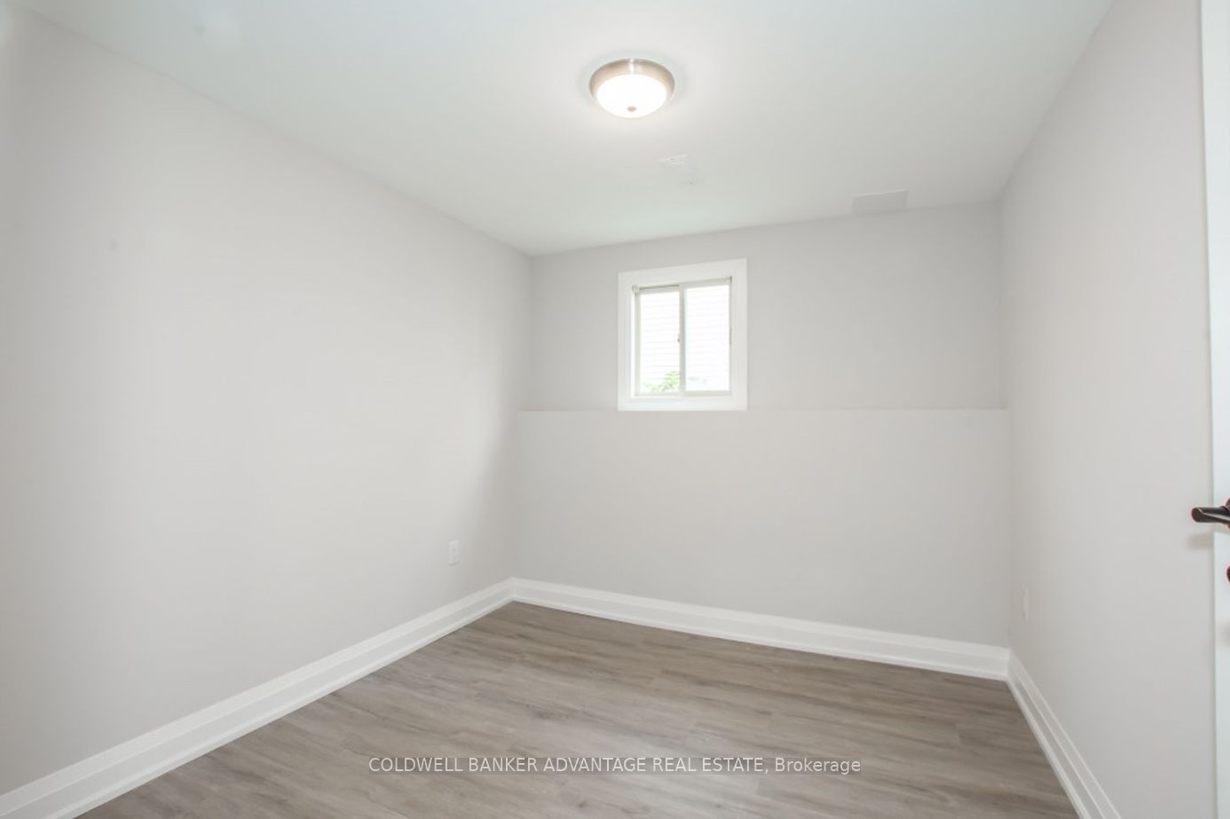 168 Windsor St Property Photo 27