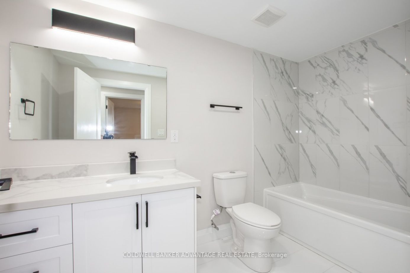 168 Windsor St Property Photo 28