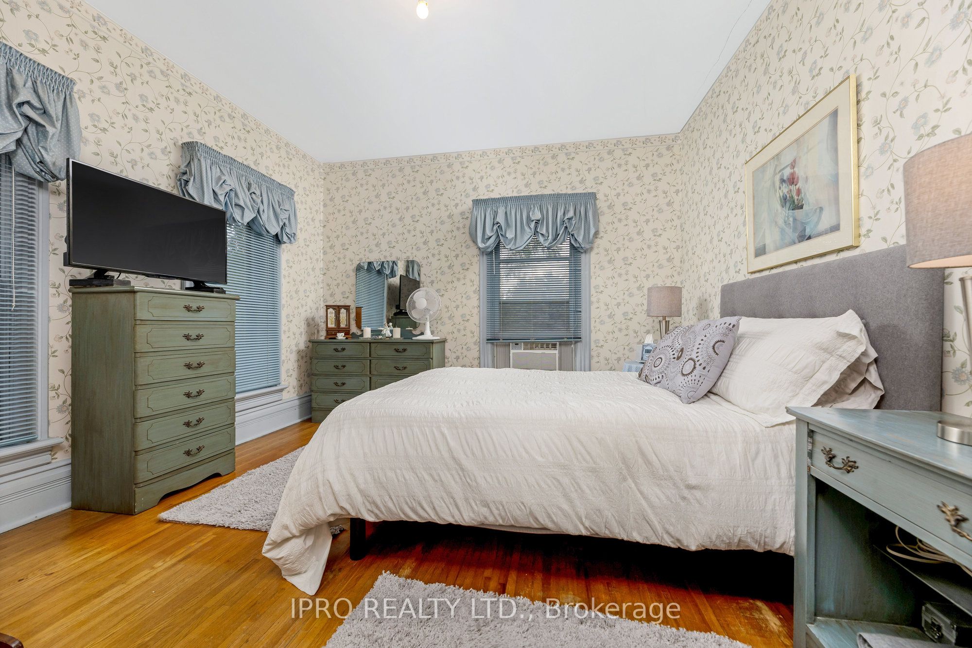 225 Main Street Property Photo 19