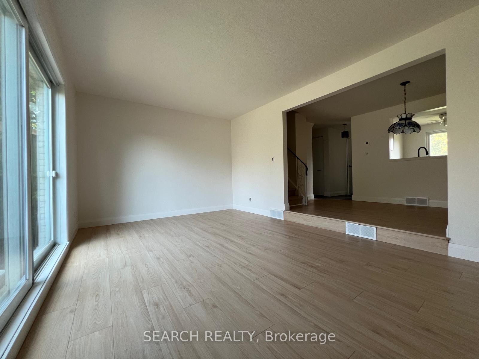 242 Lakeport Rd 81 Property Photo 4