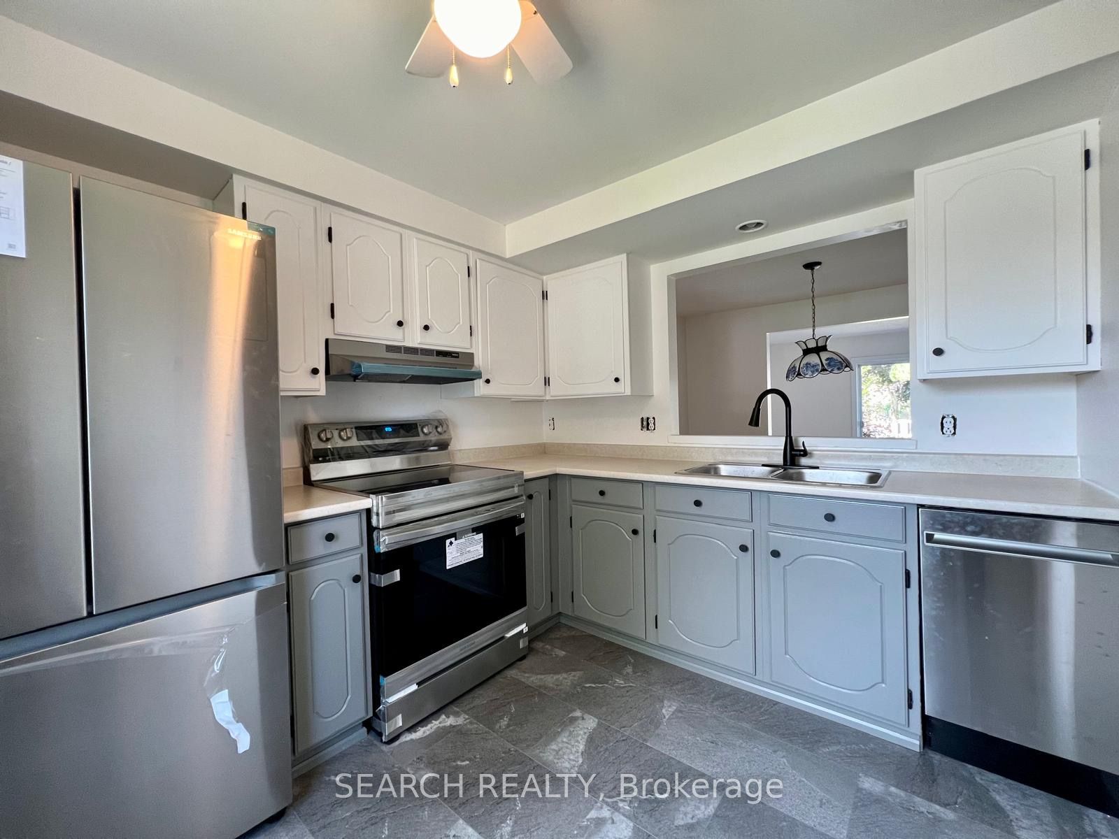 242 Lakeport Rd 81 Property Photo 12