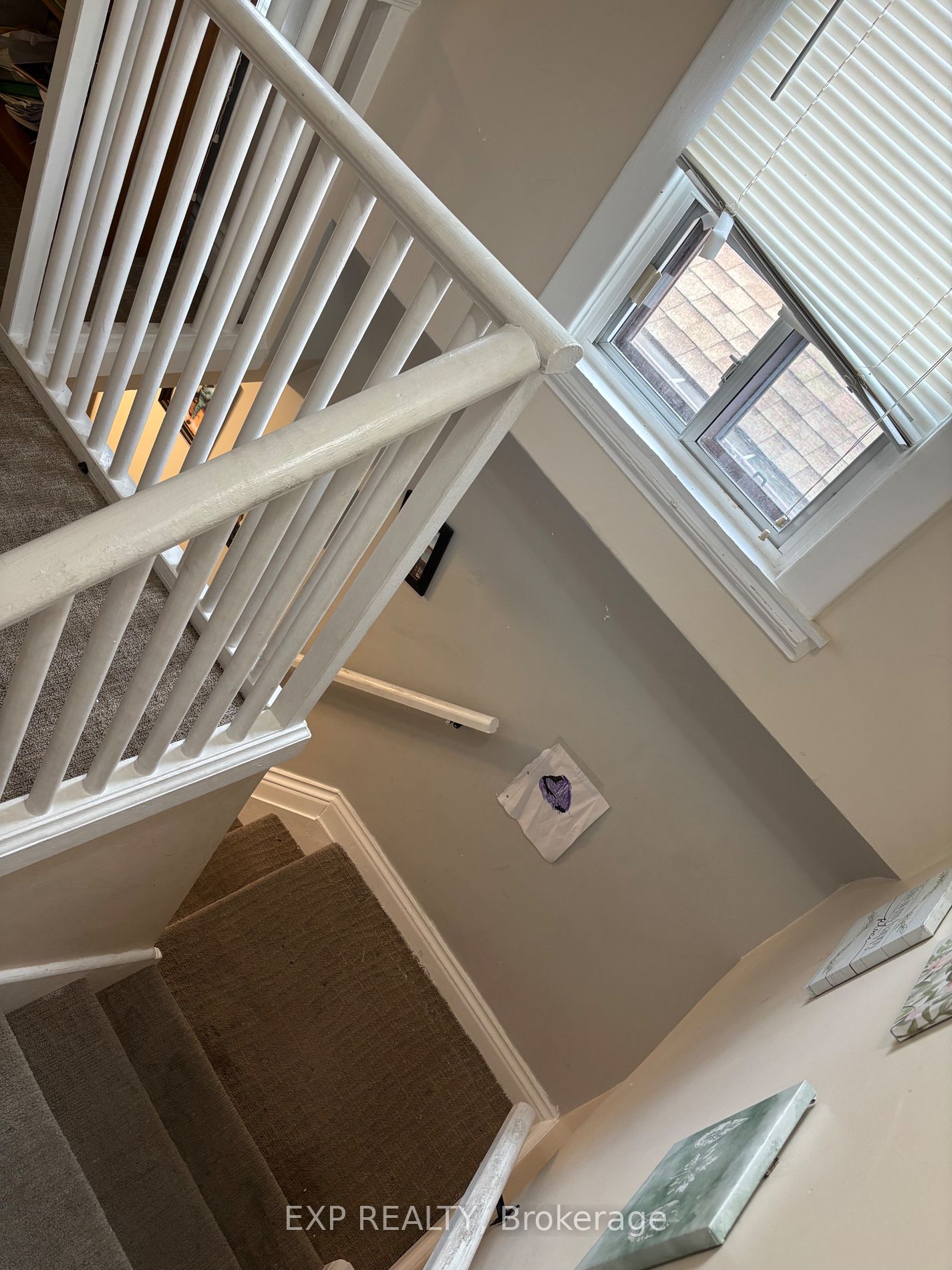 46 Delena Ave S Property Photo 2