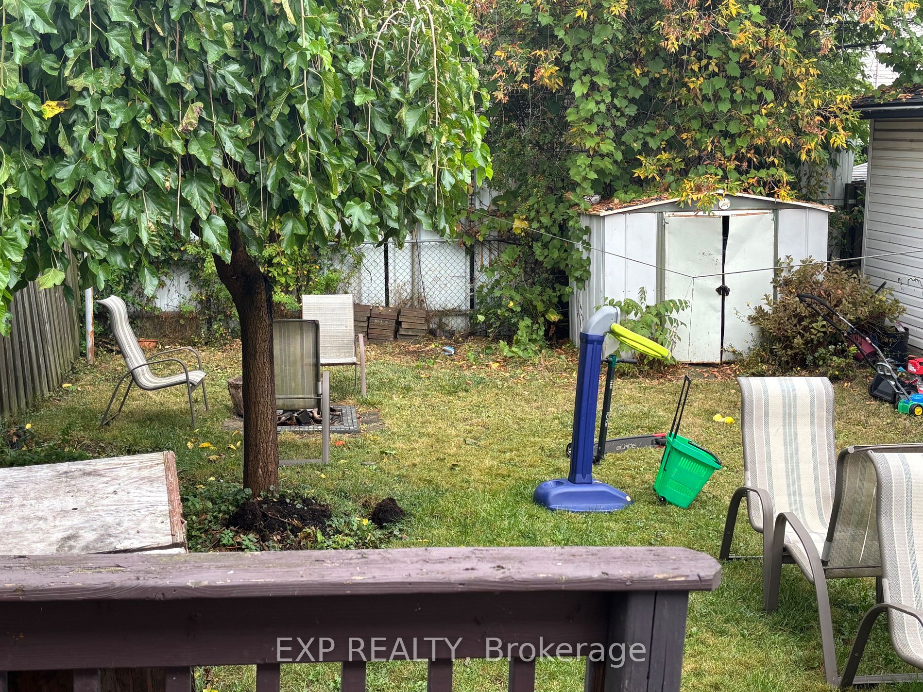 46 Delena Ave S Property Photo 14