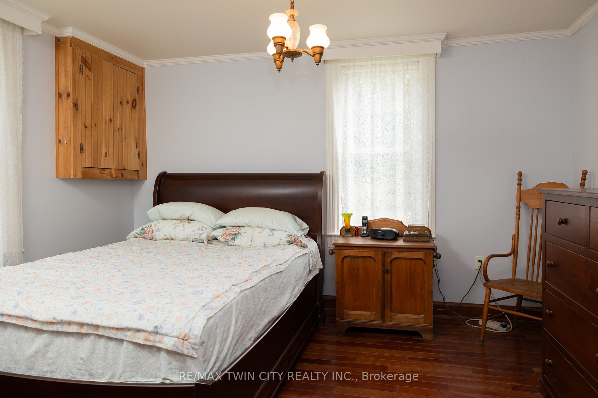 1138 Lynn Valley Rd Property Photo 20