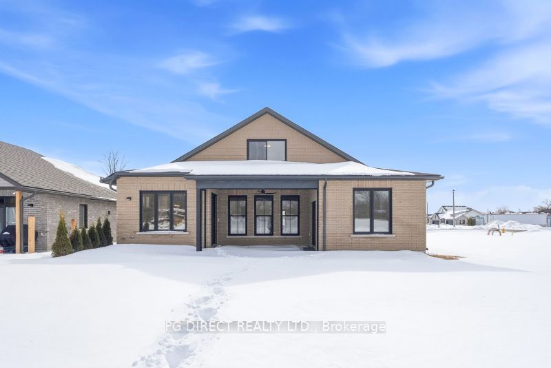 52 Beacon Drive Property Photo 3