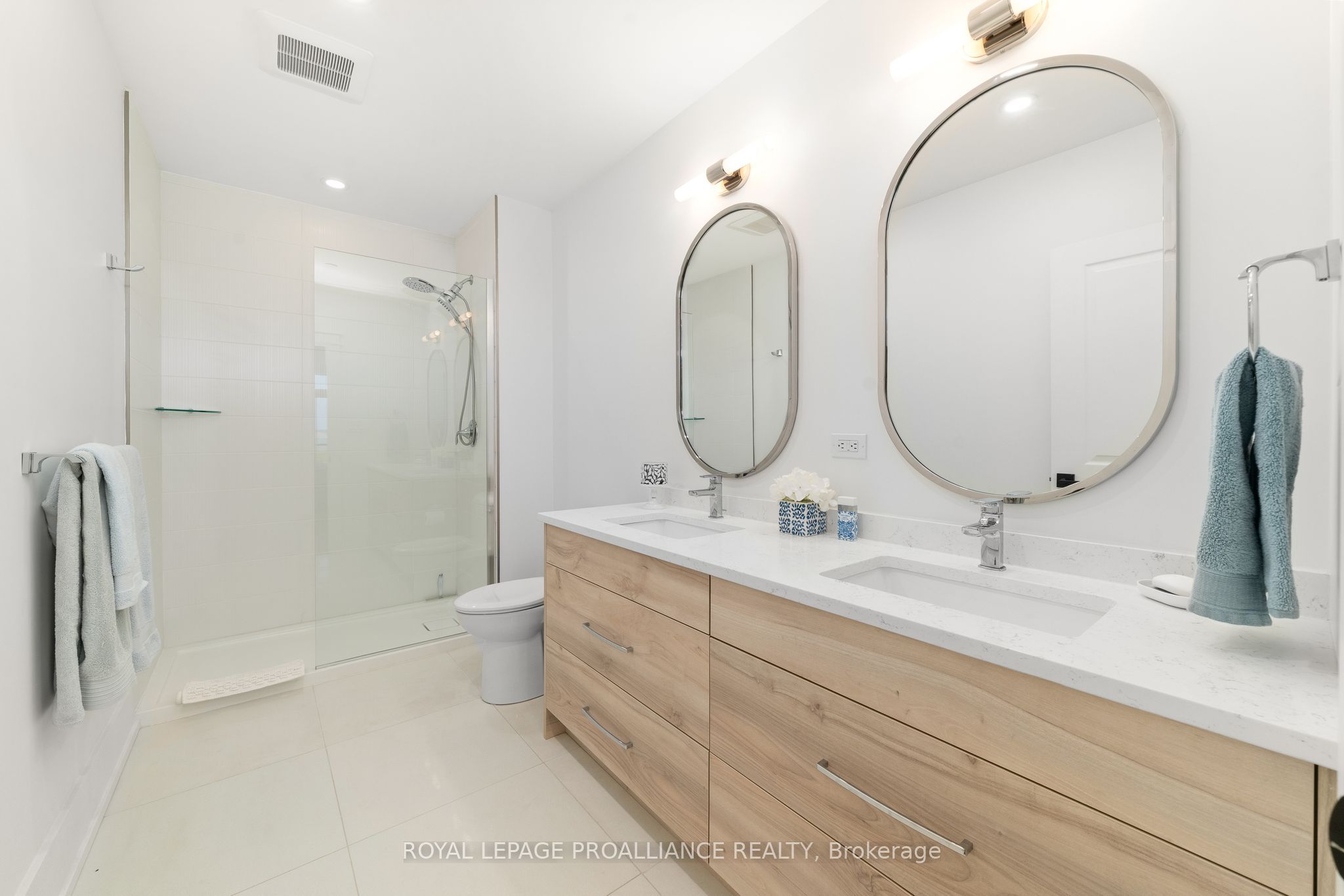 #409 - 17 Cleave Avenue Property Photo 26