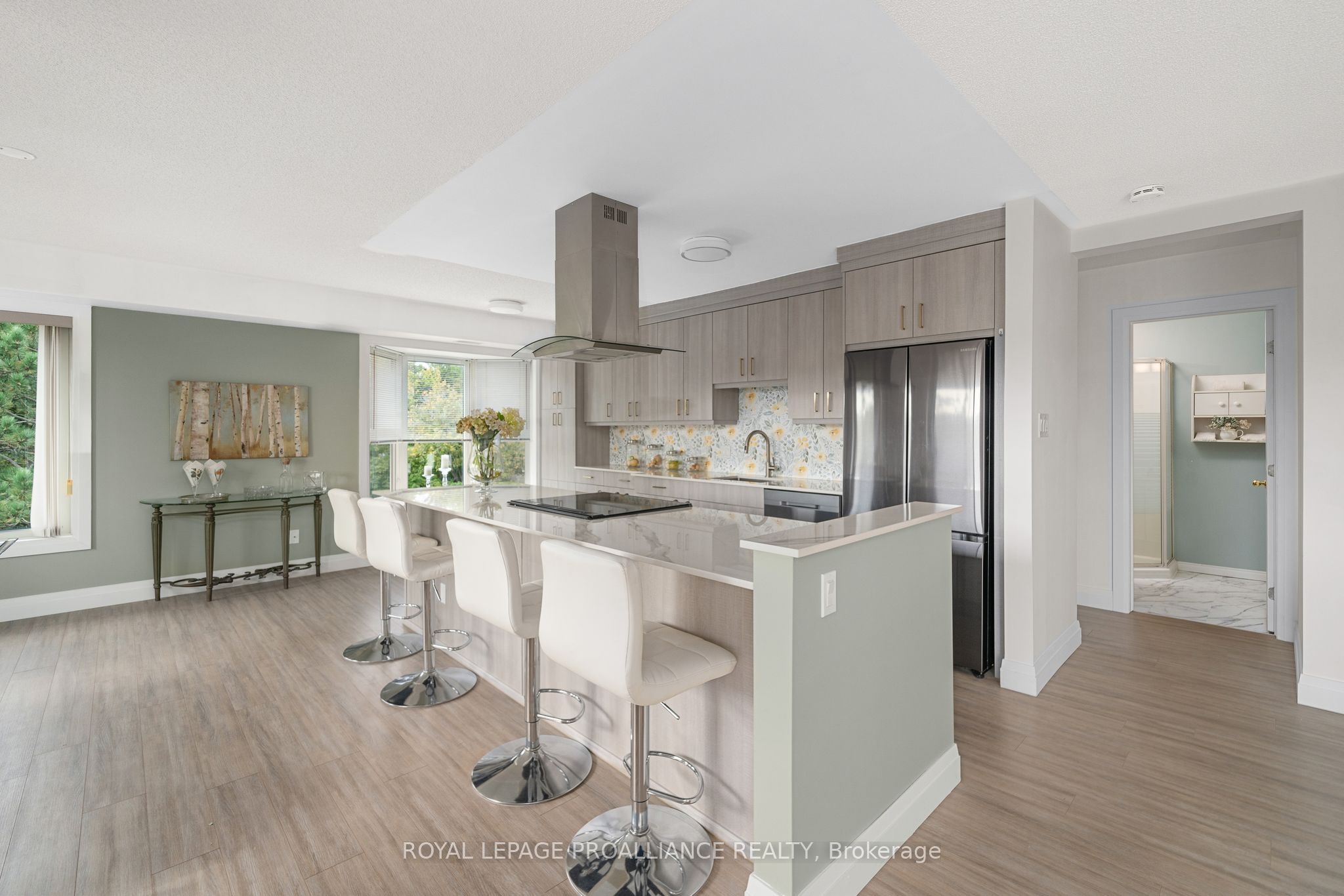 #321 - 8 Talbot Street Property Photo 21
