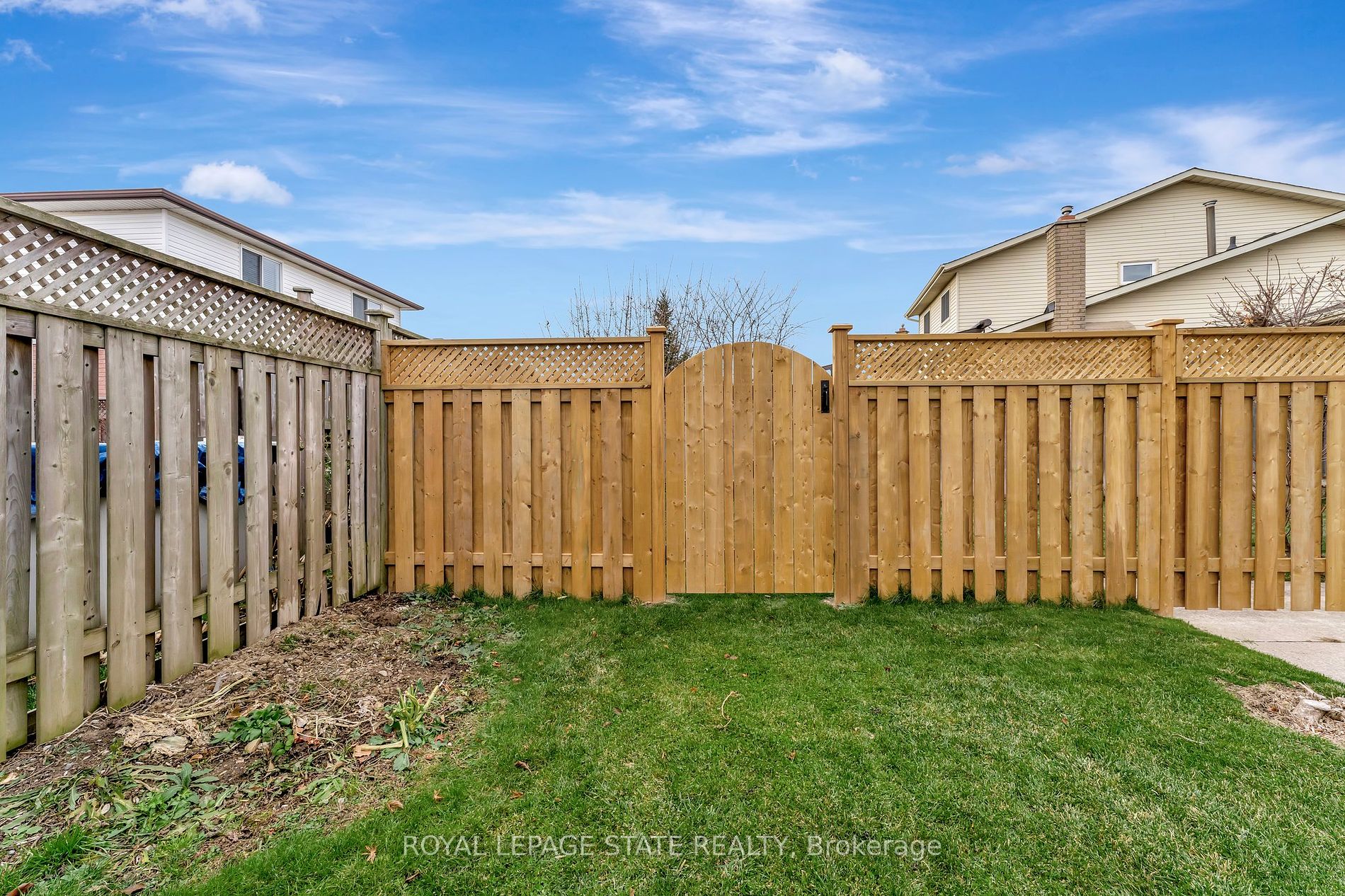 144 Ravenbury Dr Property Photo 14