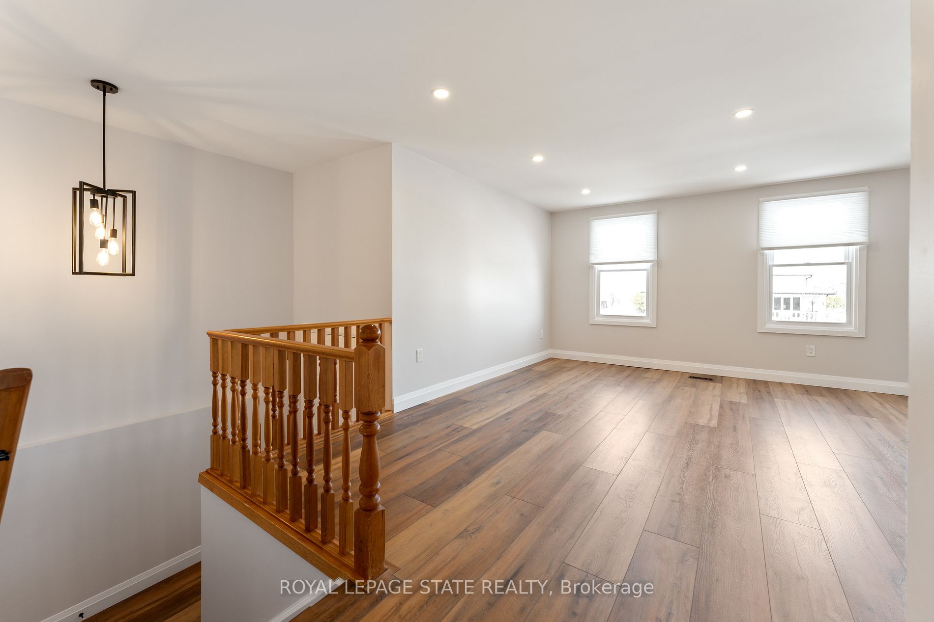 144 Ravenbury Dr Property Photo 18
