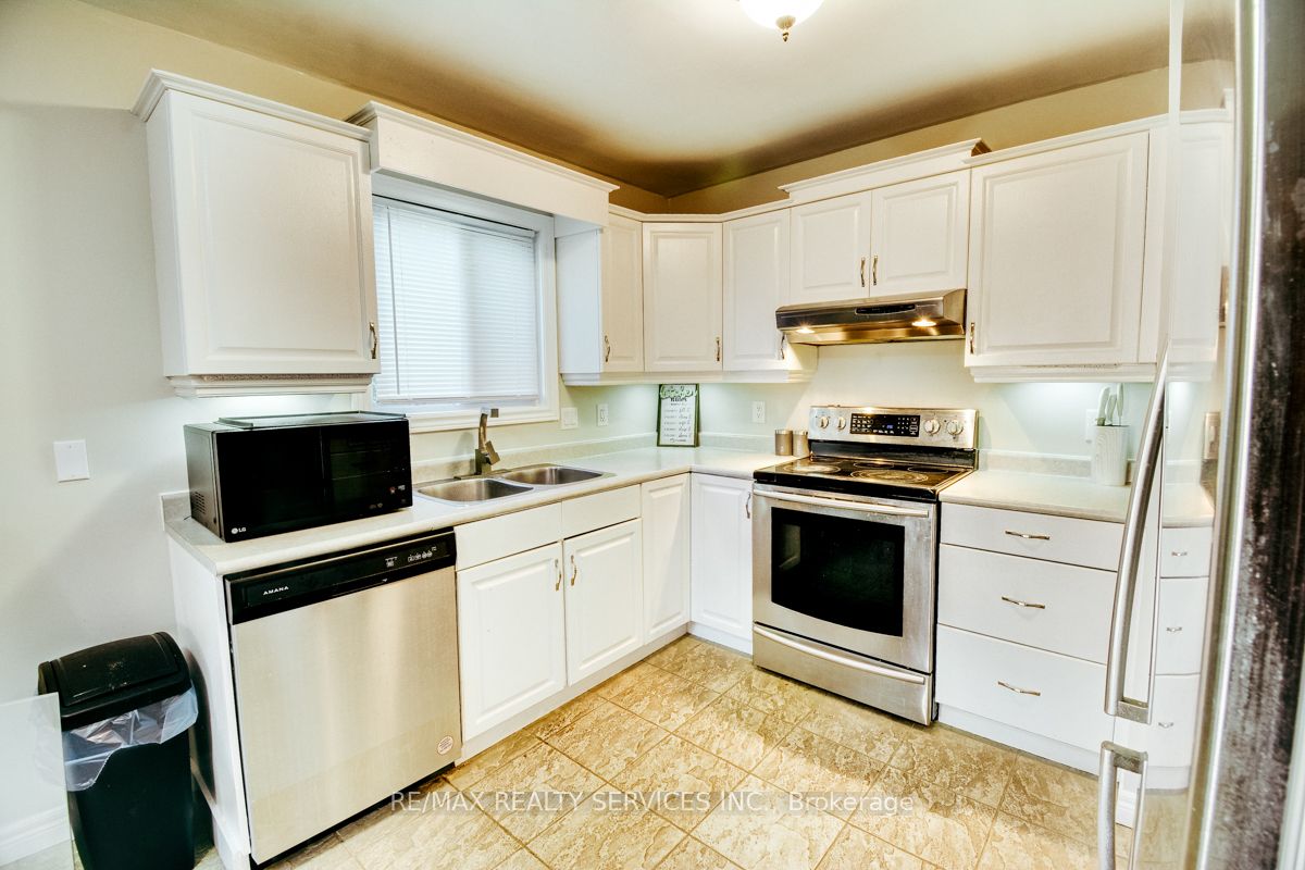 21 Faith Blvd Property Photo 9
