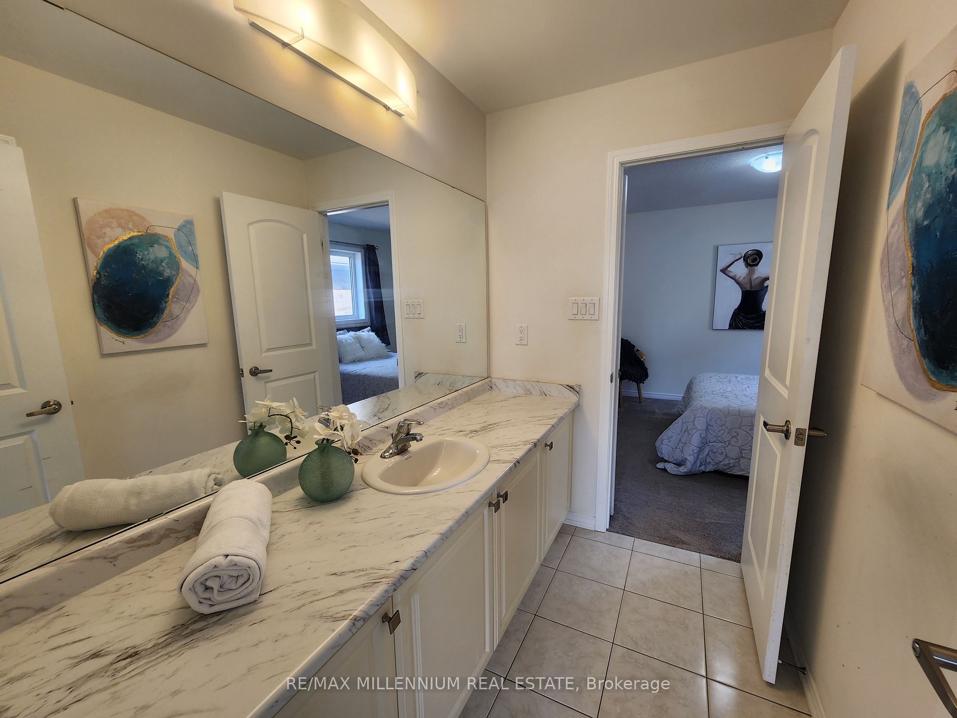 108 Longboat Run W Property Photo 8