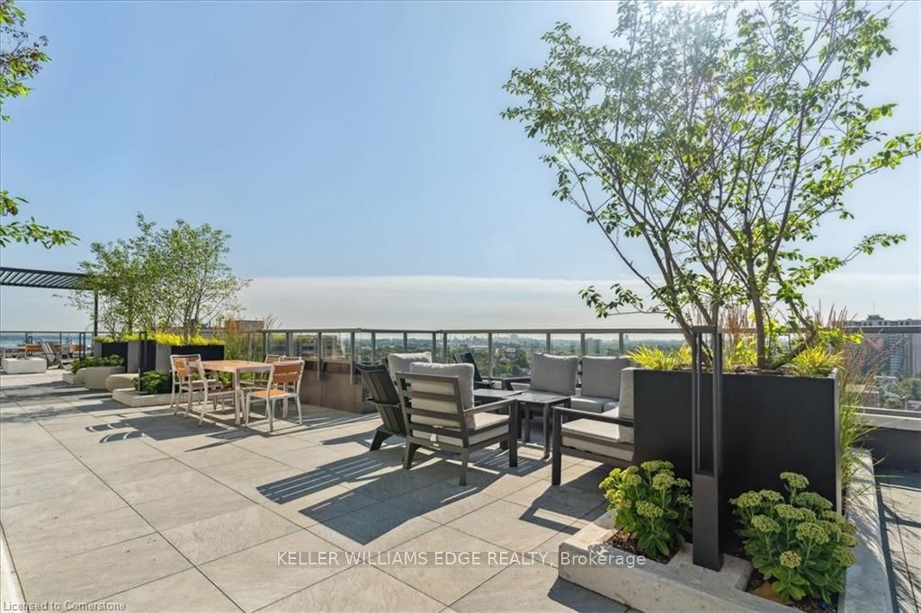212 King St E 12 Property Photo 14