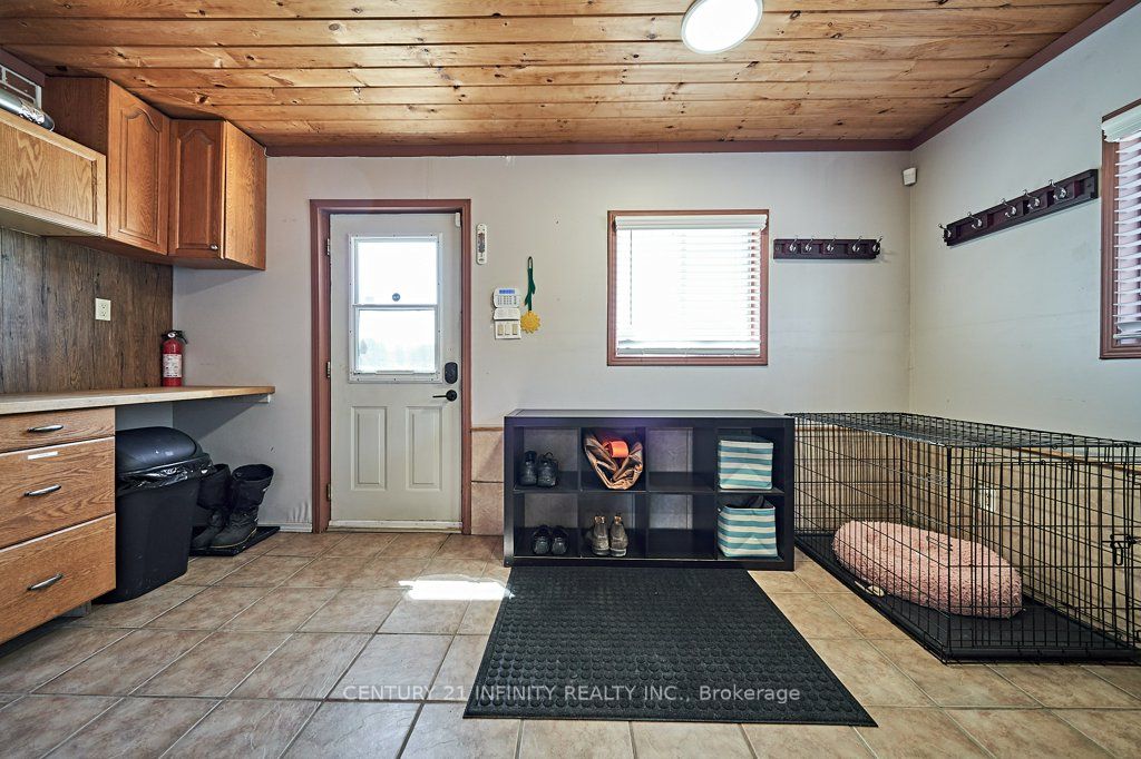 4384 Boundary Road Property Photo 3