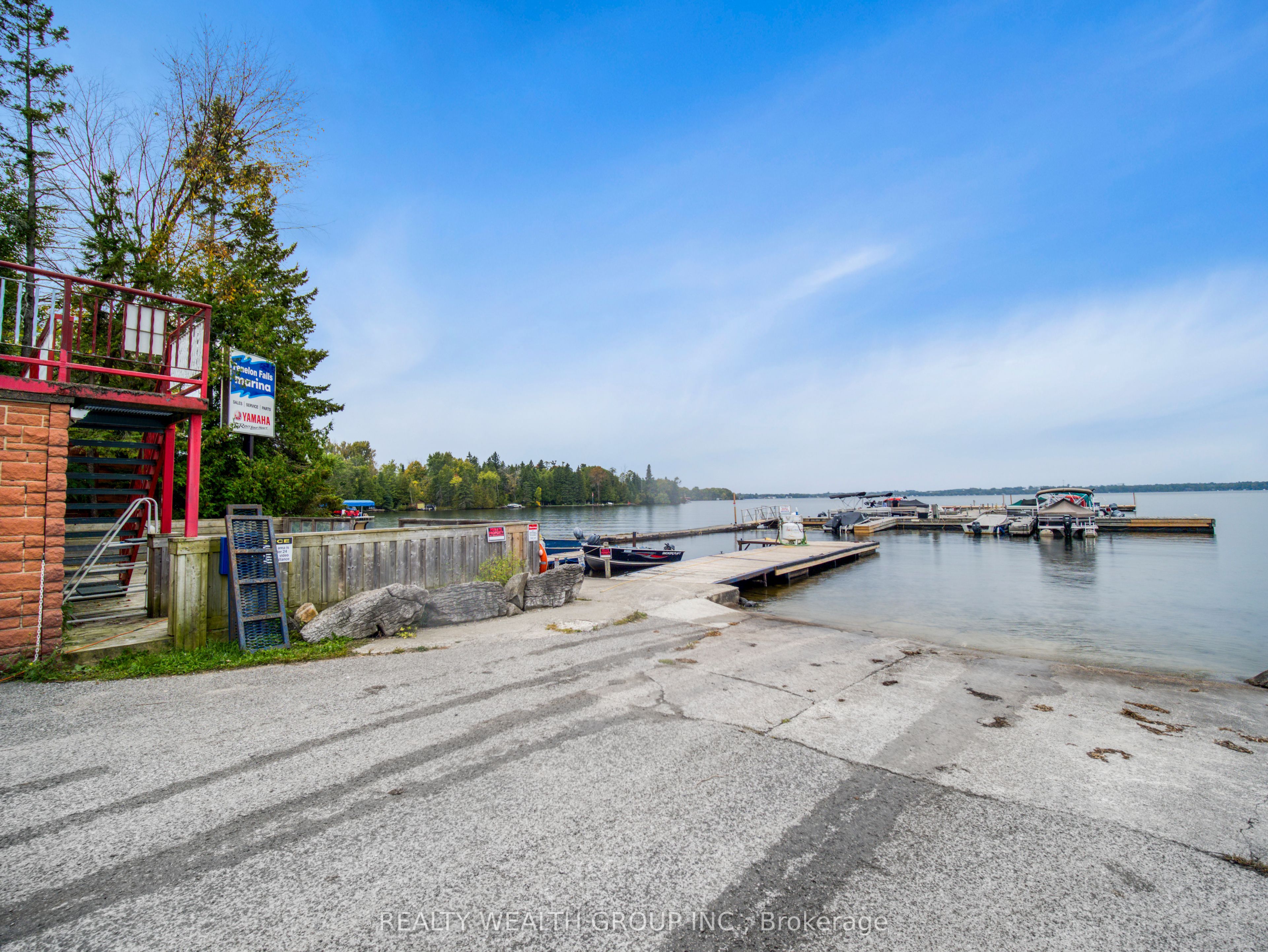 16 Oriole Road Property Photo 12