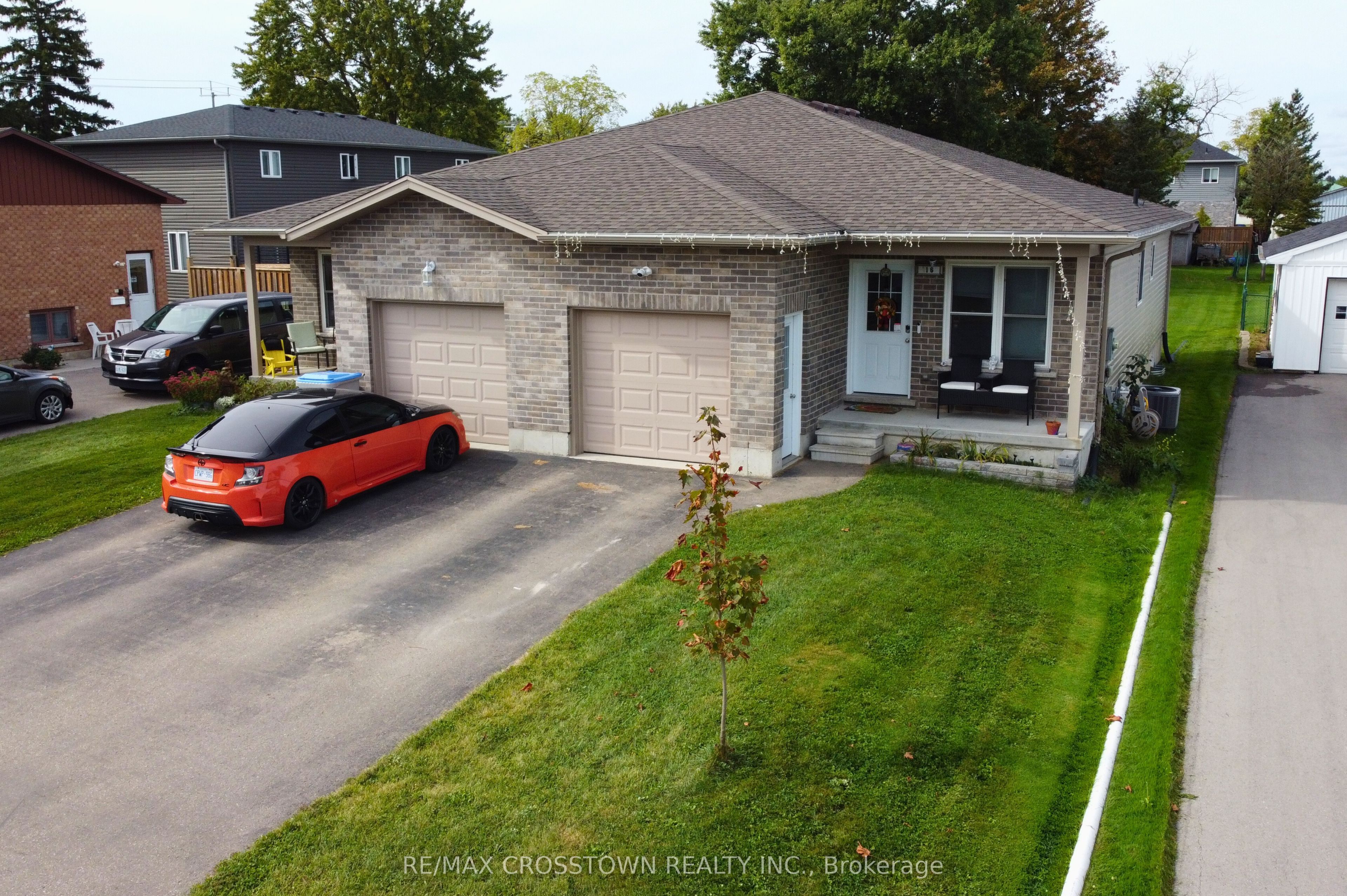 16 Ingersoll Street Property Photo 1