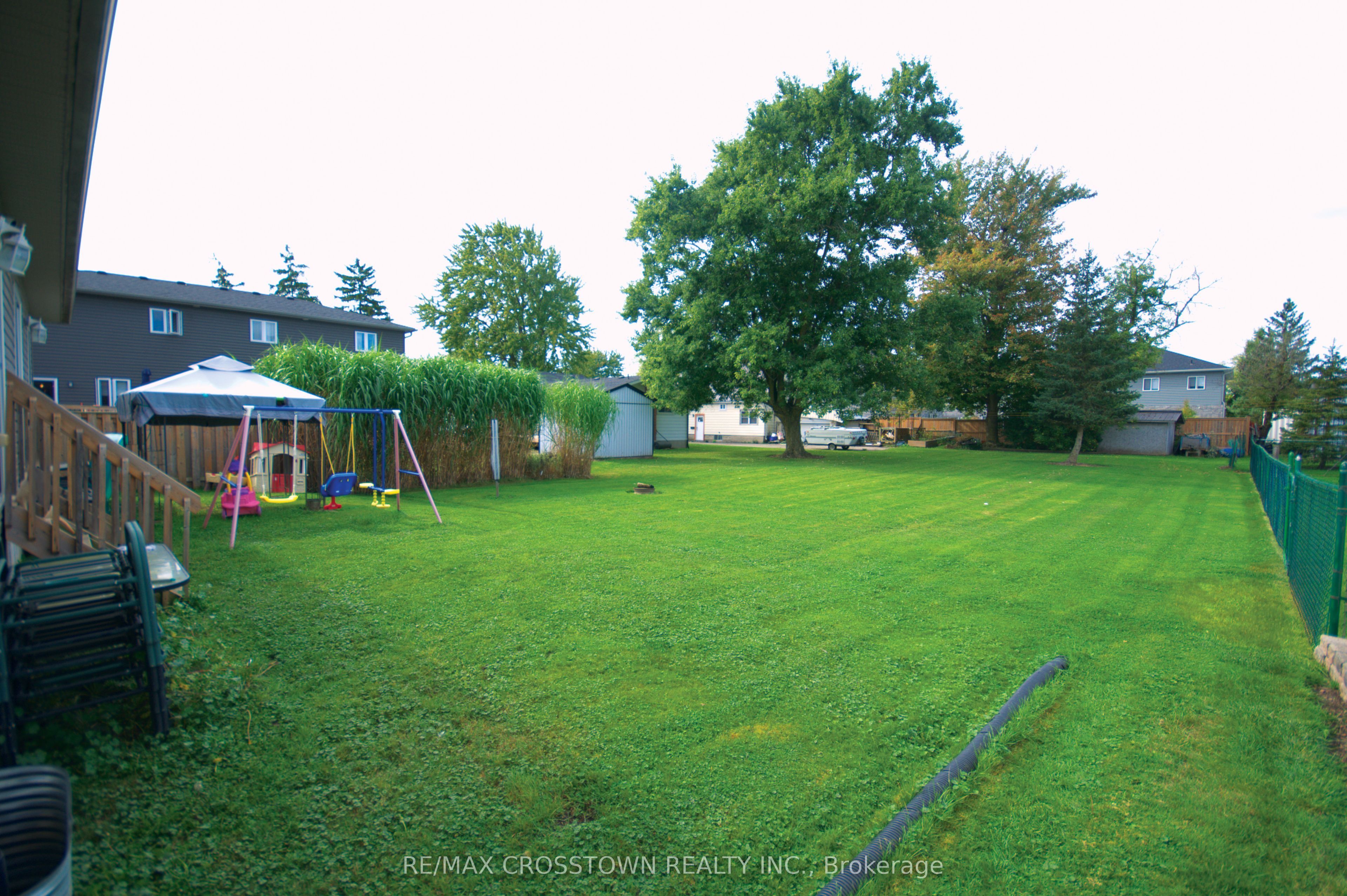 16 Ingersoll Street Property Photo 4