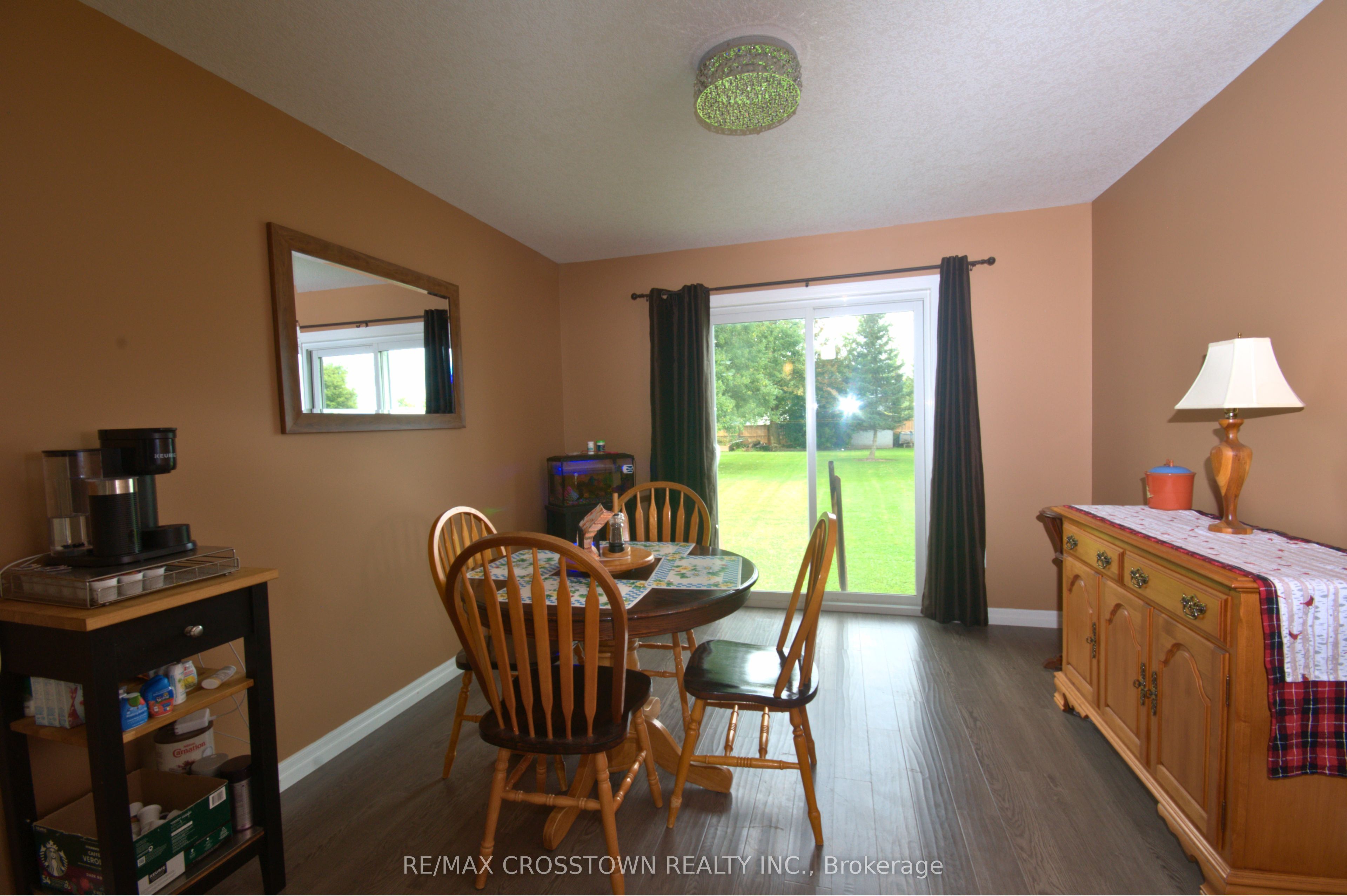 16 Ingersoll Street Property Photo 19