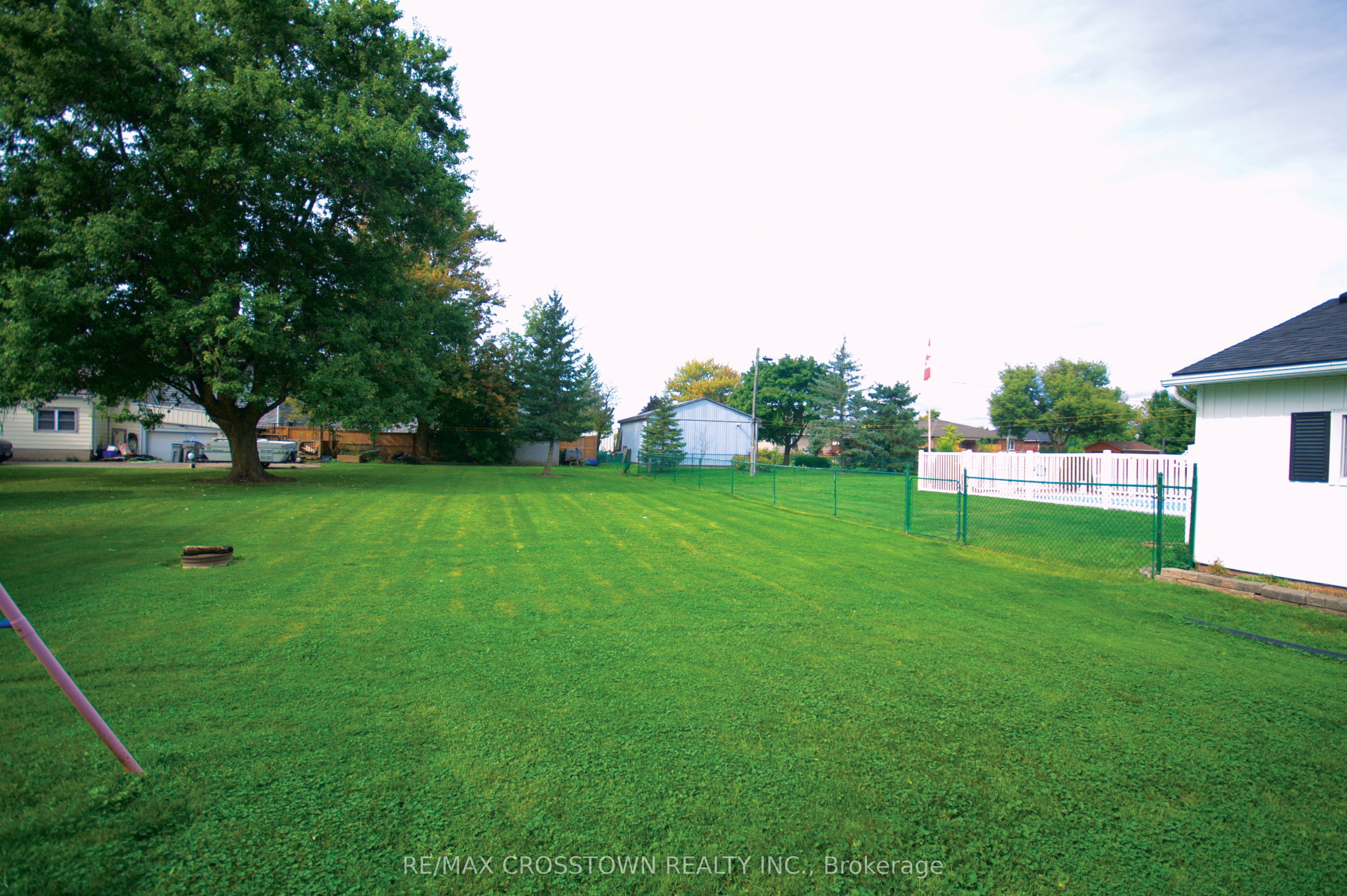 16 Ingersoll Street Property Photo 26