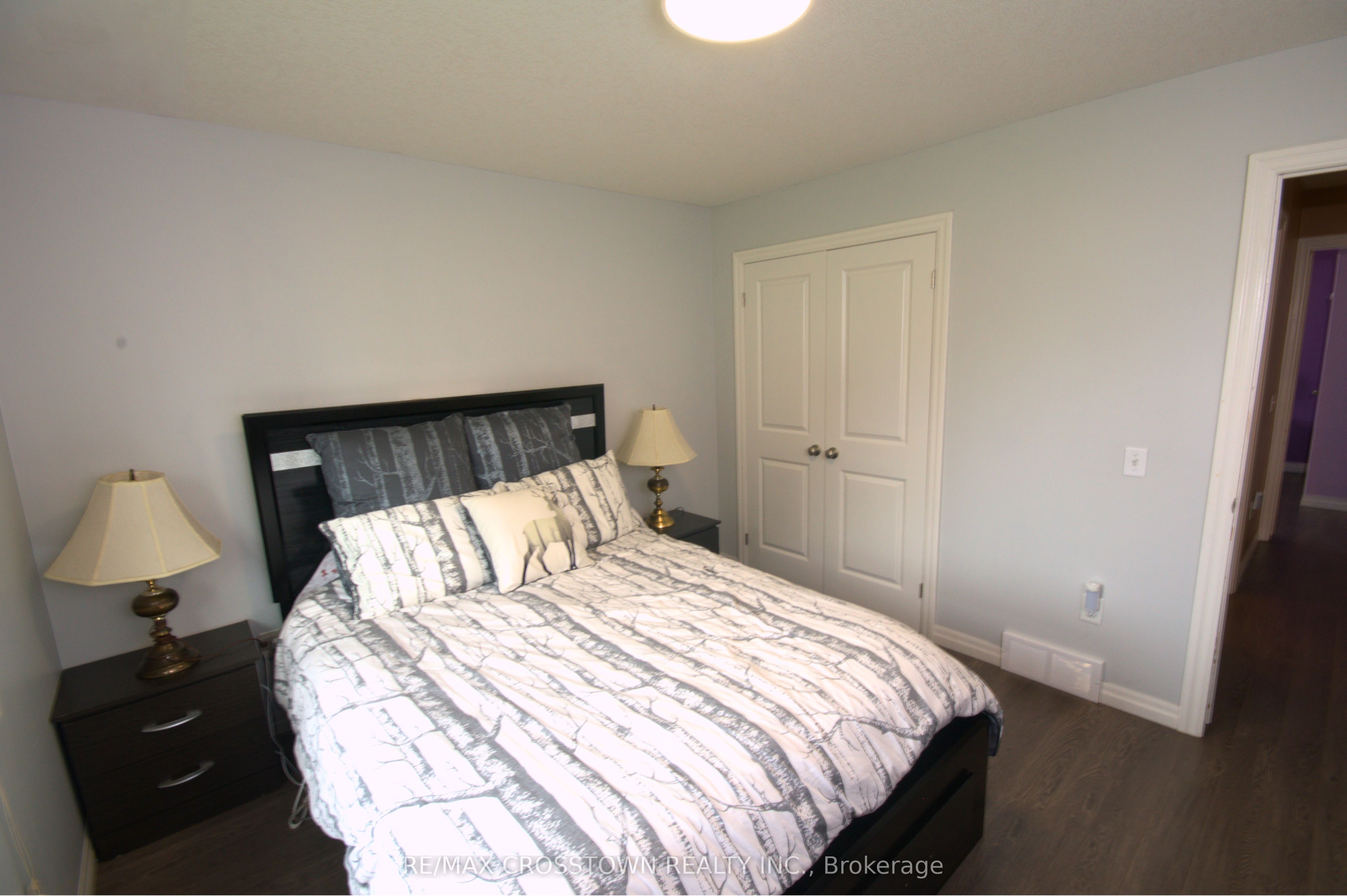 16 Ingersoll Street Property Photo 30