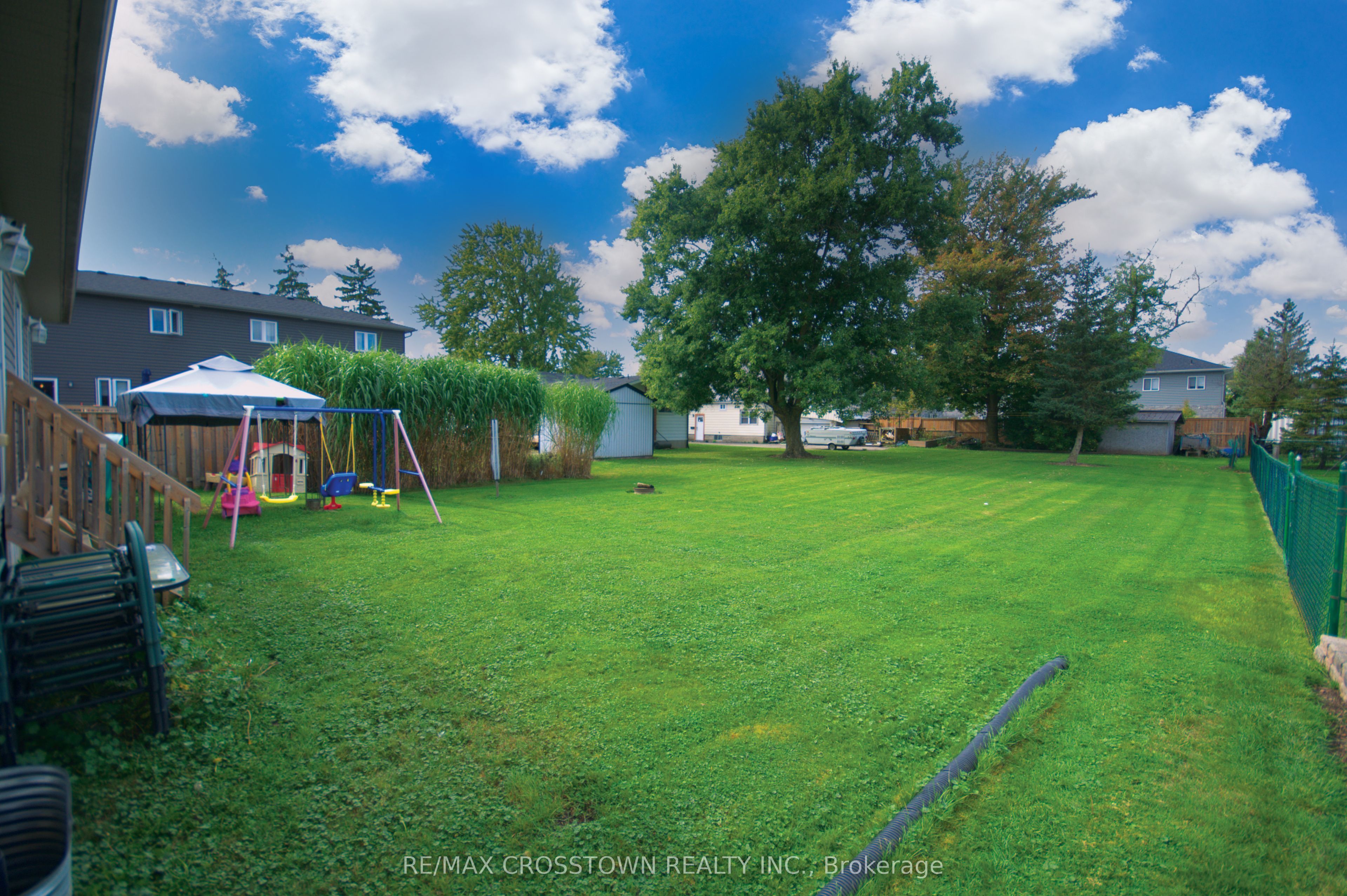 16 Ingersoll Street Property Photo 62