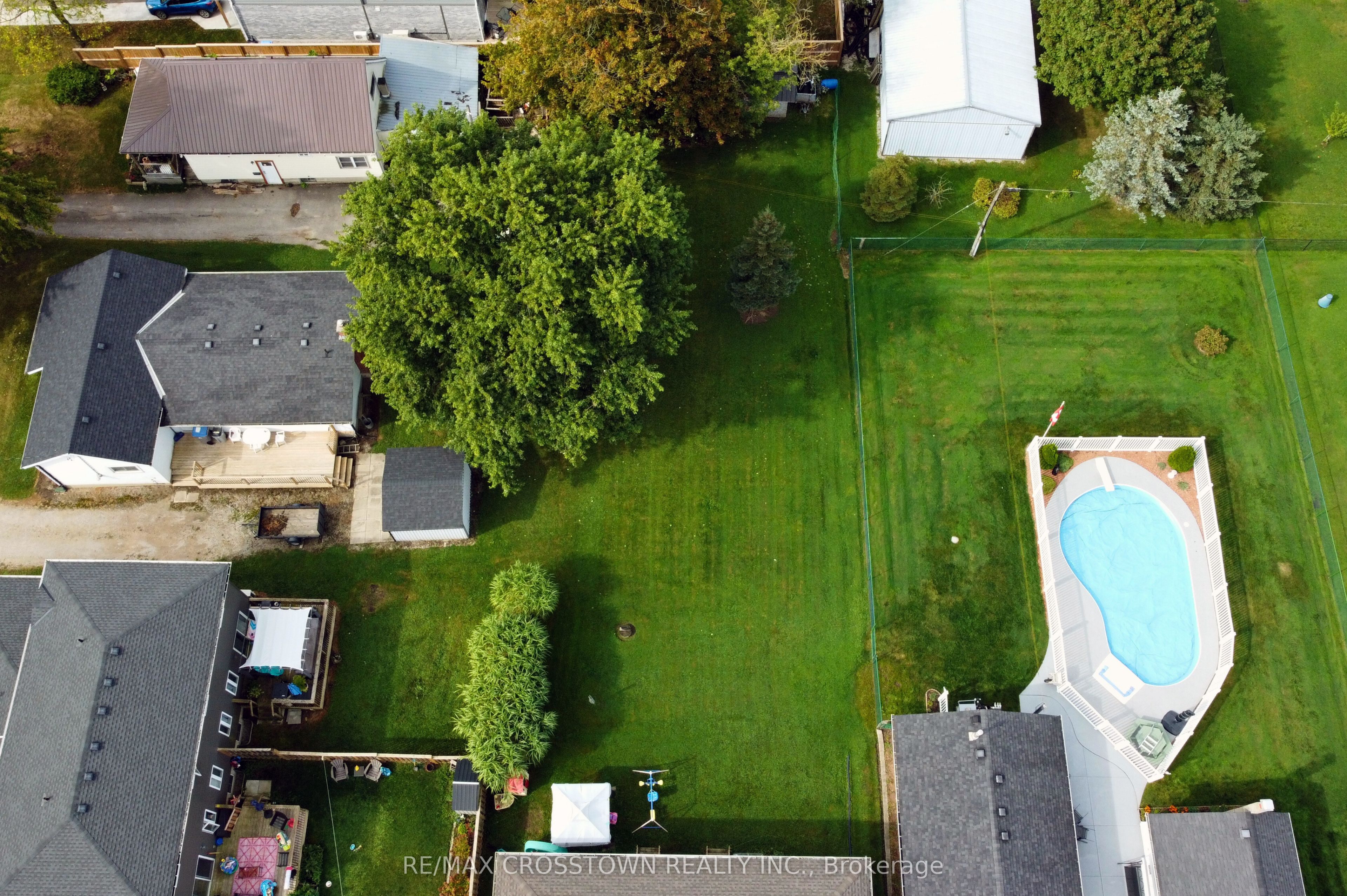 16 Ingersoll Street Property Photo 65