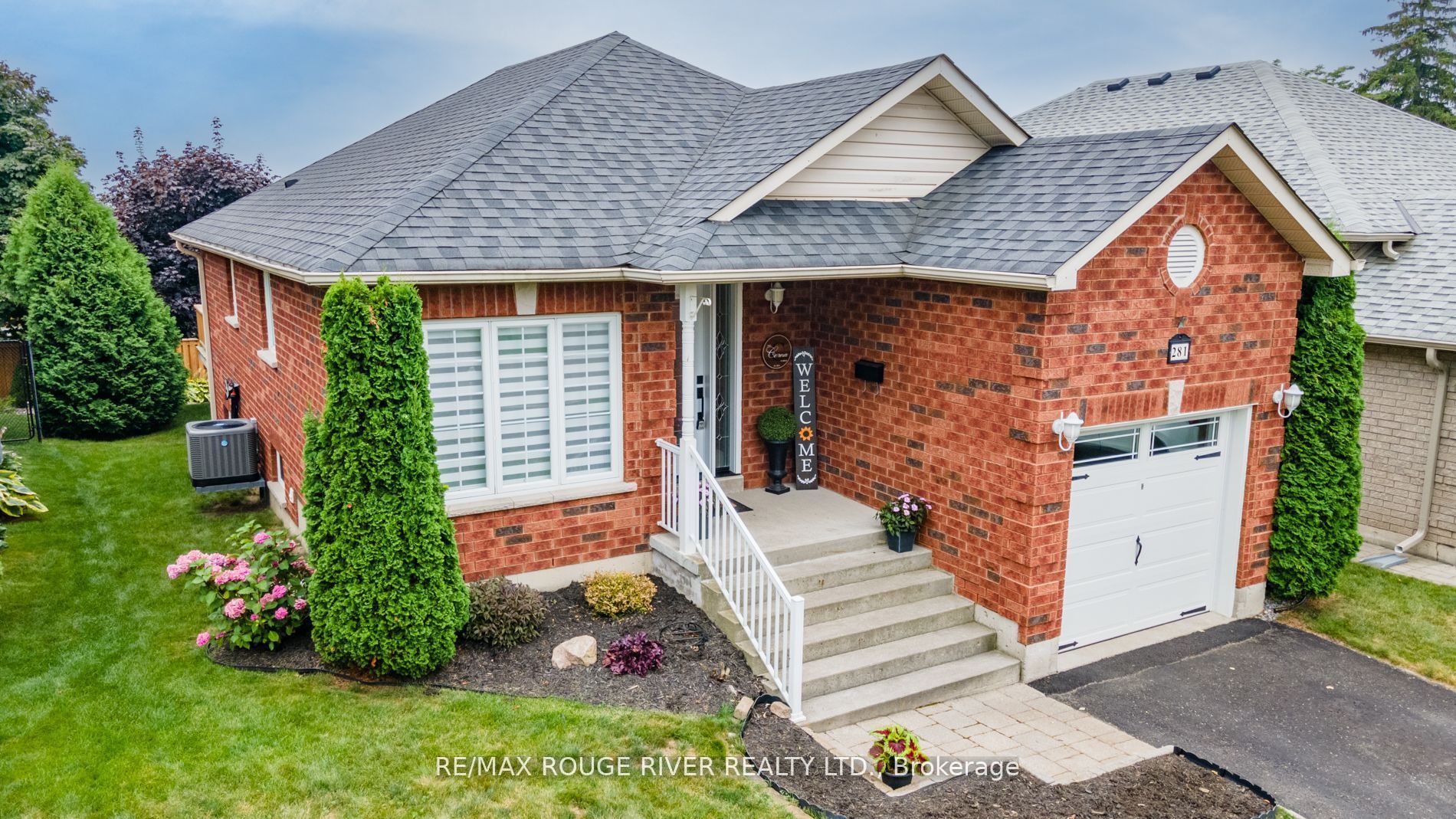 281 Rockingham Crt Property Photo