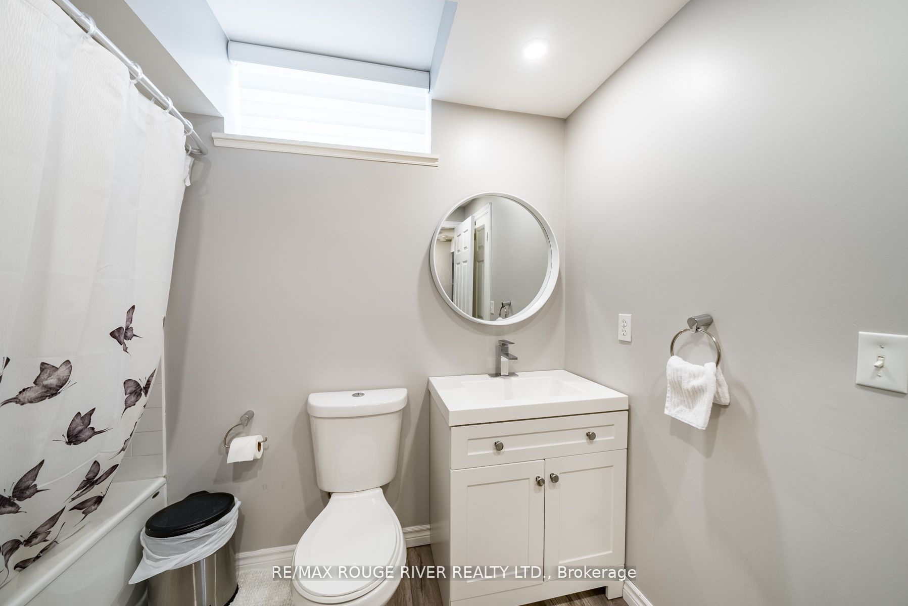 281 Rockingham Crt Property Photo 18