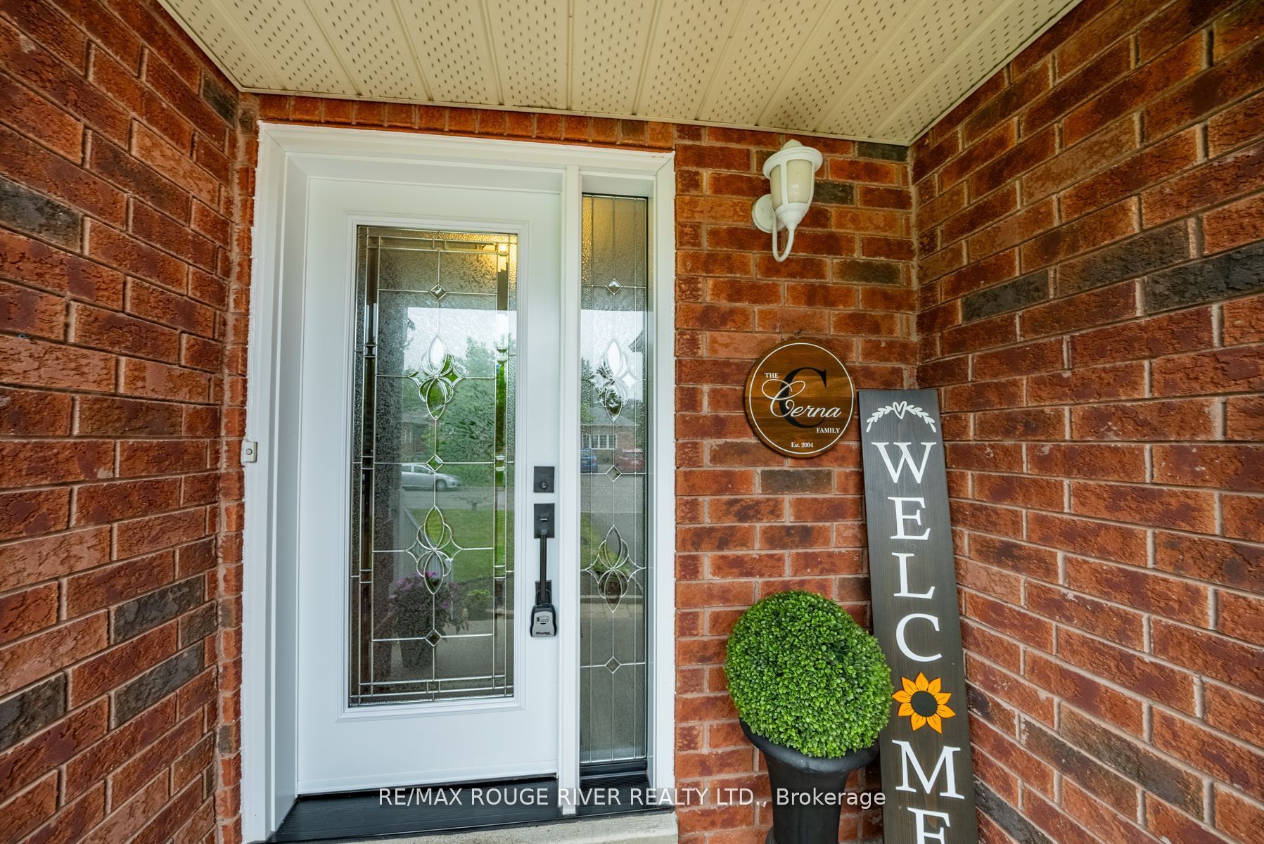 281 Rockingham Crt Property Photo 23