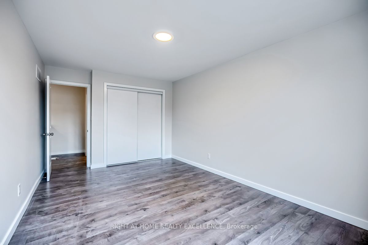 380 Chaffey St Property Photo 5
