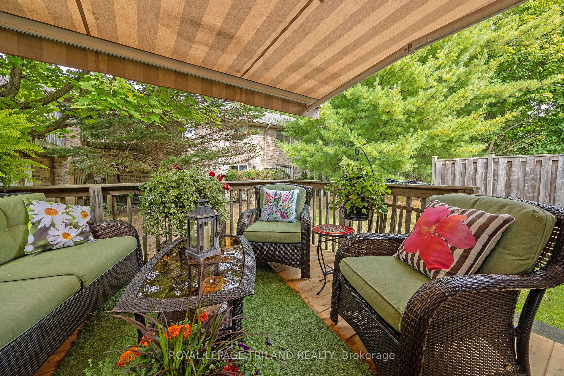 1241 Beaverbrook Ave 8 Property Photo 18