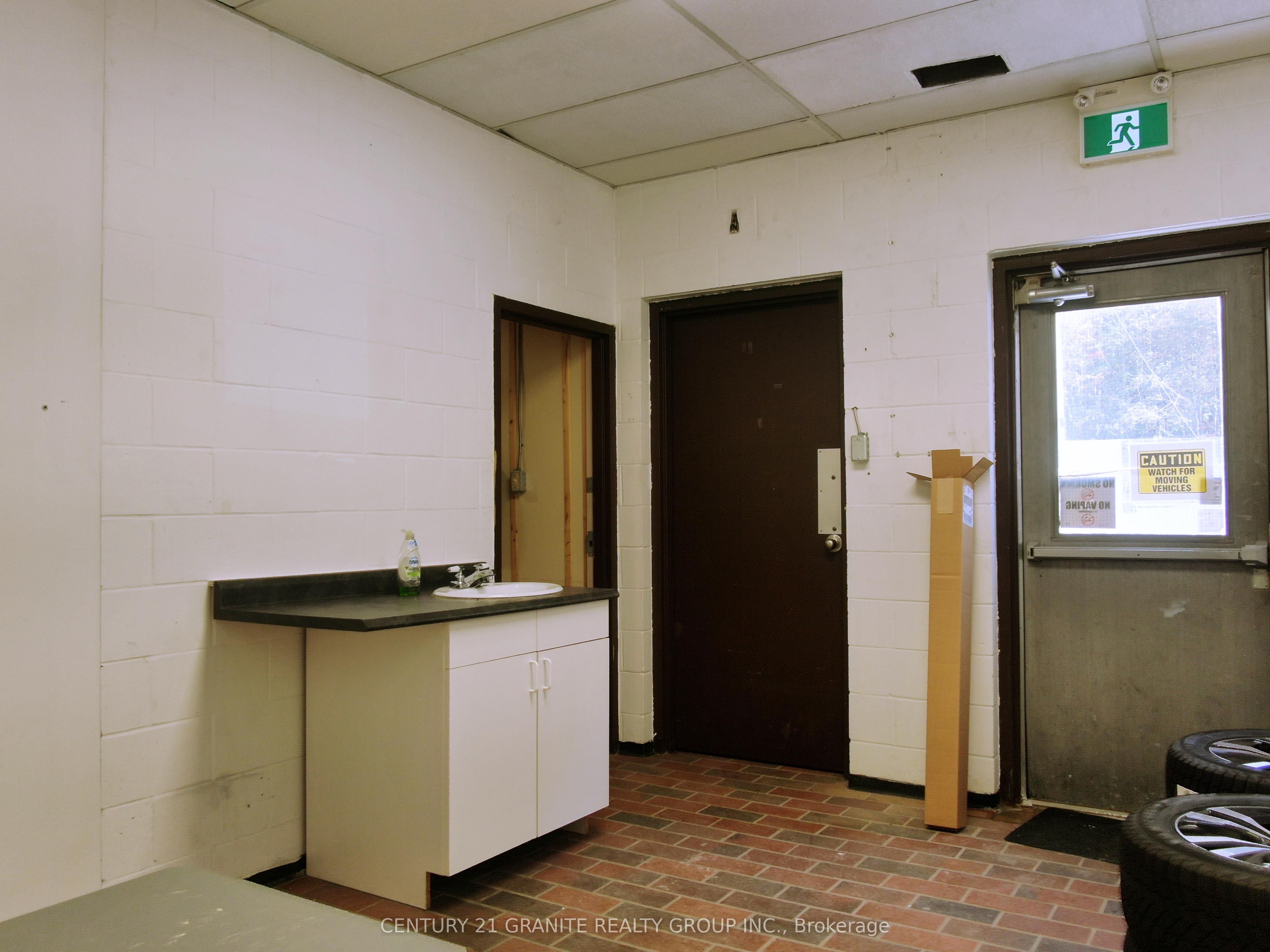 225-231 Hastings Street Property Photo 9