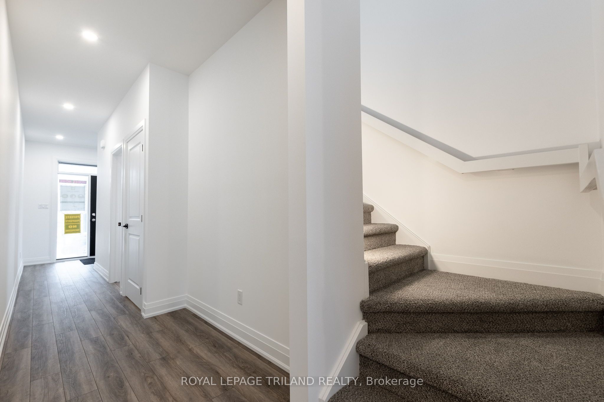 103 Willis Ave Property Photo 21