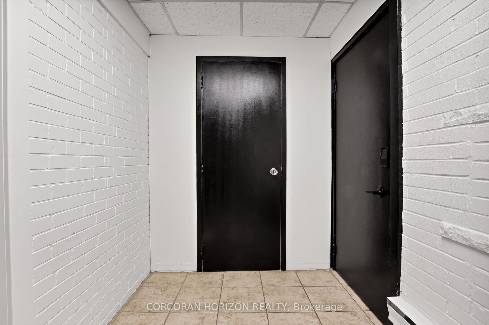 65 Dickson St Property Photo 22