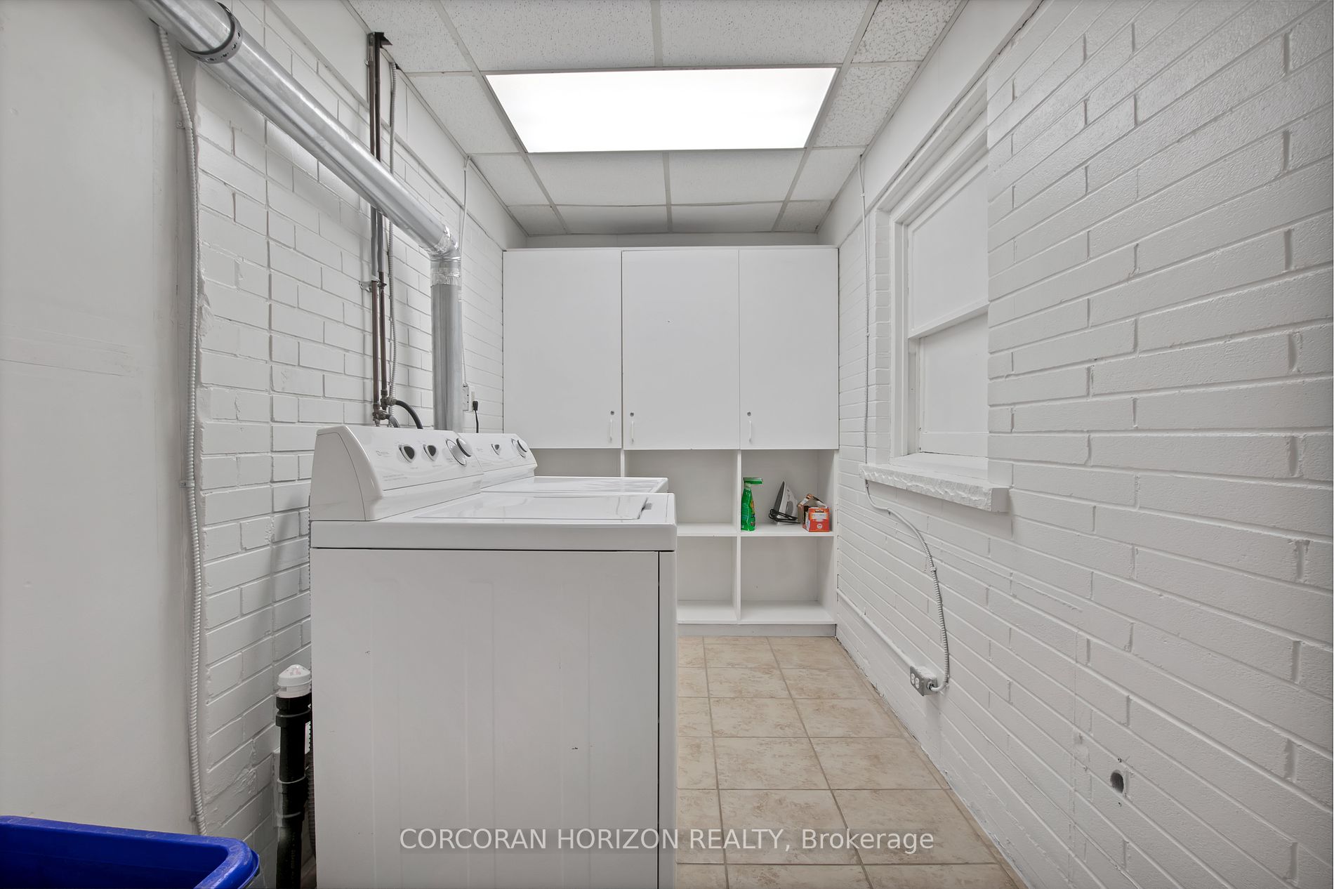 65 Dickson St Property Photo 24